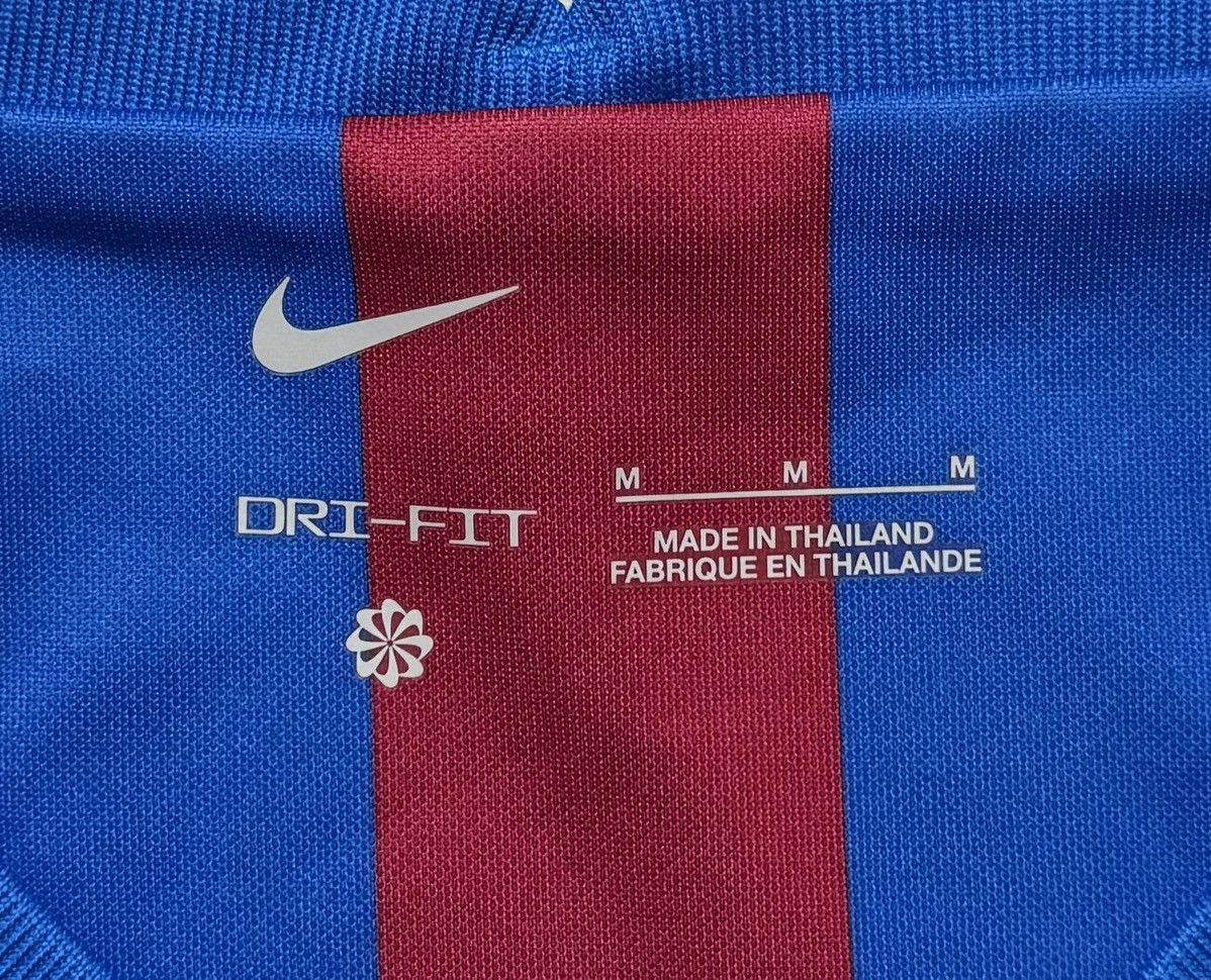 Nike Barcelona 2021 2022 Home Football Shirt Jersey Shorts Nike Size US M / EU 48-50 / 2 - 21 Thumbnail