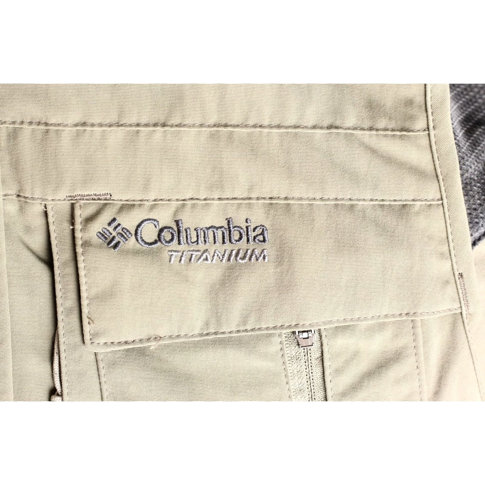 Vintage COLUMBIA TITANIUM Gilet Vest Jacket Waistcoat Men Size S Outdoor Hiking VR3117 Size US S / EU 44-46 / 1 - 5 Thumbnail