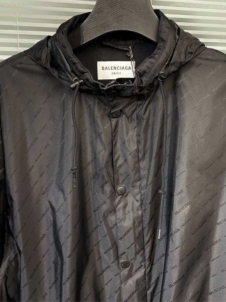 Balenciaga Balenciaga Full of bullet screen logo jacket 2503-Nextarrow Size US M / EU 48-50 / 2 - 5 Thumbnail