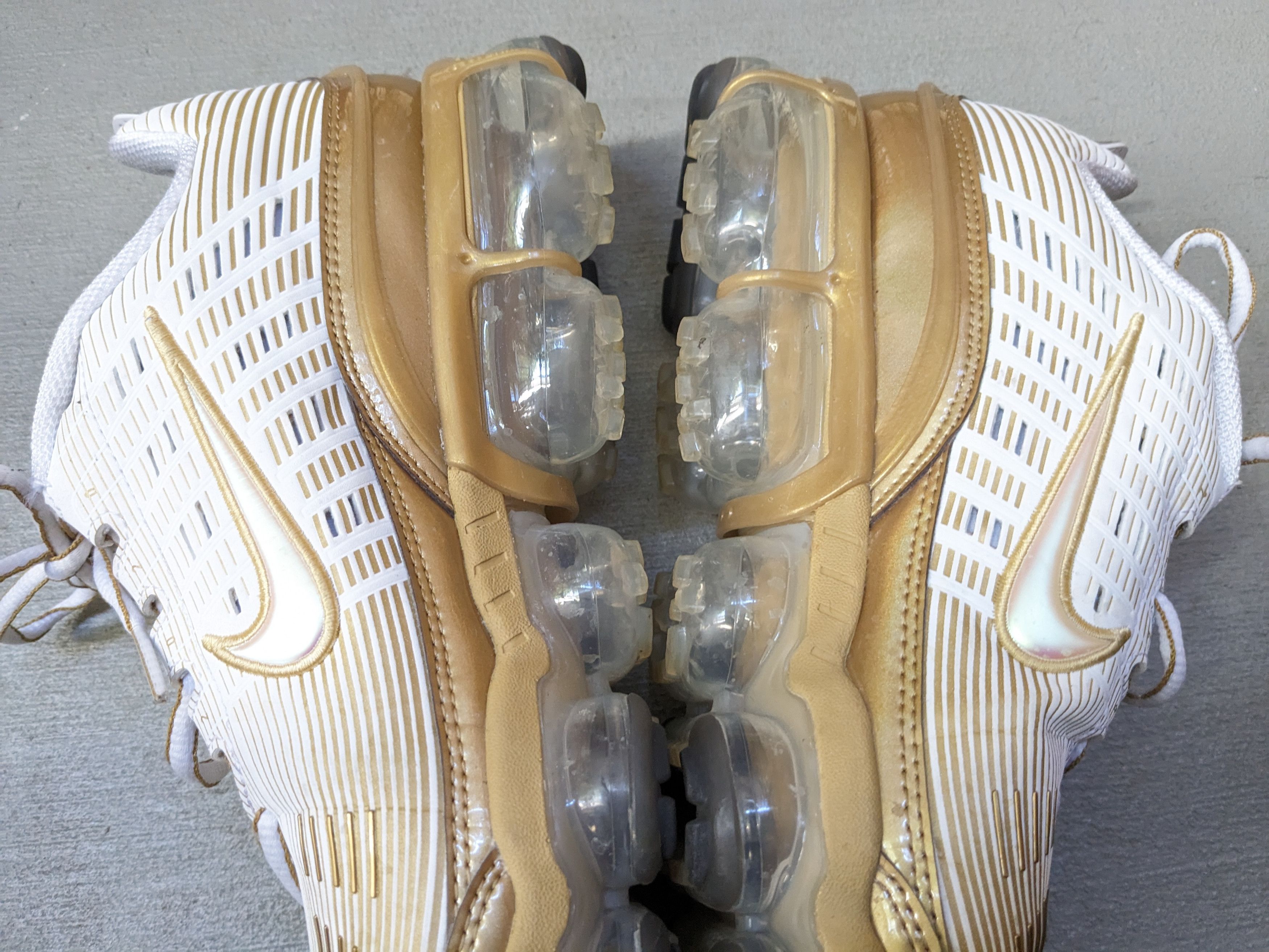 Nike Nike Air VaporMax 360 Gold Size 11 Silver White CK9671-101 Size US 11 / EU 44 - 5 Thumbnail