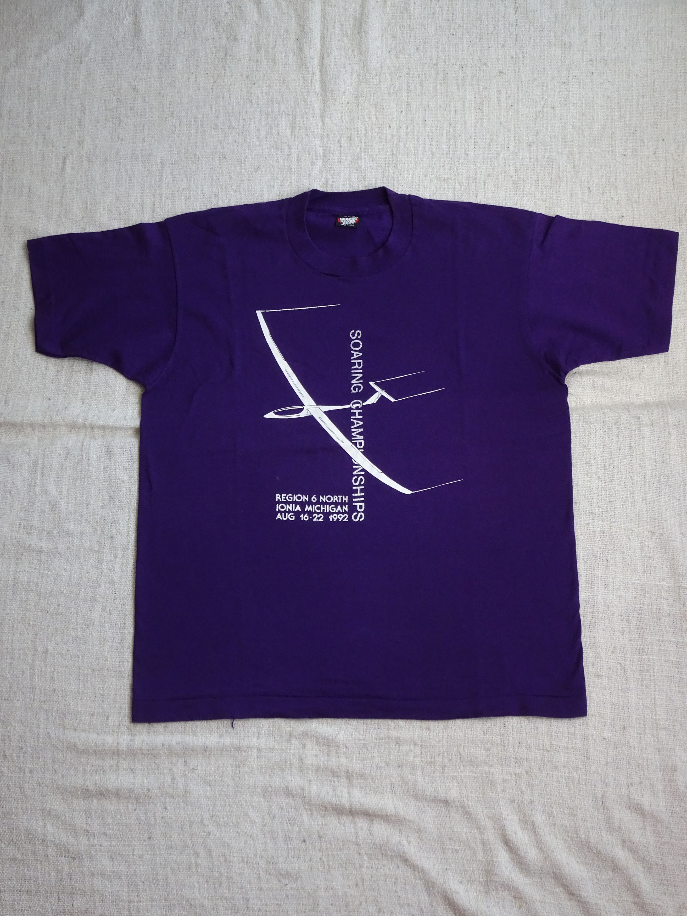 Vintage Vtg 90s Single Stitch 'Soaring Championships' Graphic Tee Size US XL / EU 56 / 4 - 1 Thumbnail