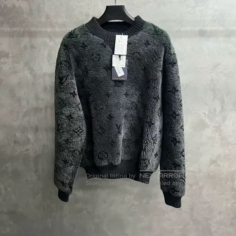 Louis Vuitton Louis Vuitton Full Black Logo Pullover Crew Neck Sweatshir Size US L / EU 52-54 / 3 - 1 Thumbnail