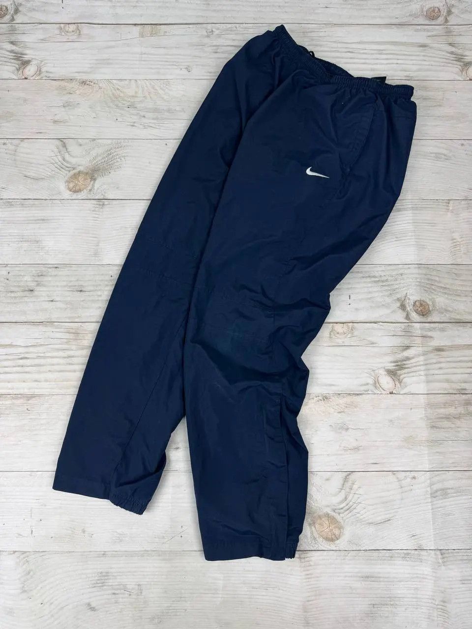 Nike Vintage Nike Track Pants 00s Swoosh Nylon Y2K Size US 34 / EU 50 - 1 Thumbnail