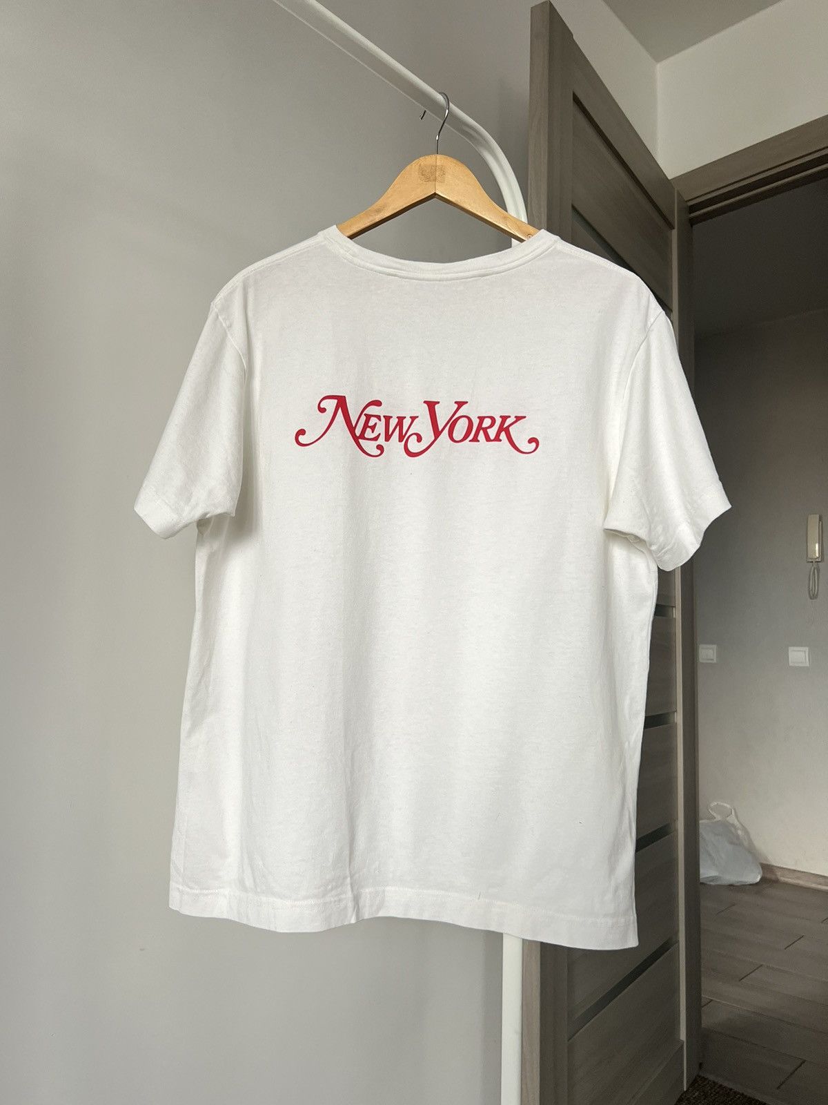 Marc Jacobs Marc Jacobs New York Magazine Tee Rare big logo Size US M / EU 48-50 / 2 - 7 Thumbnail