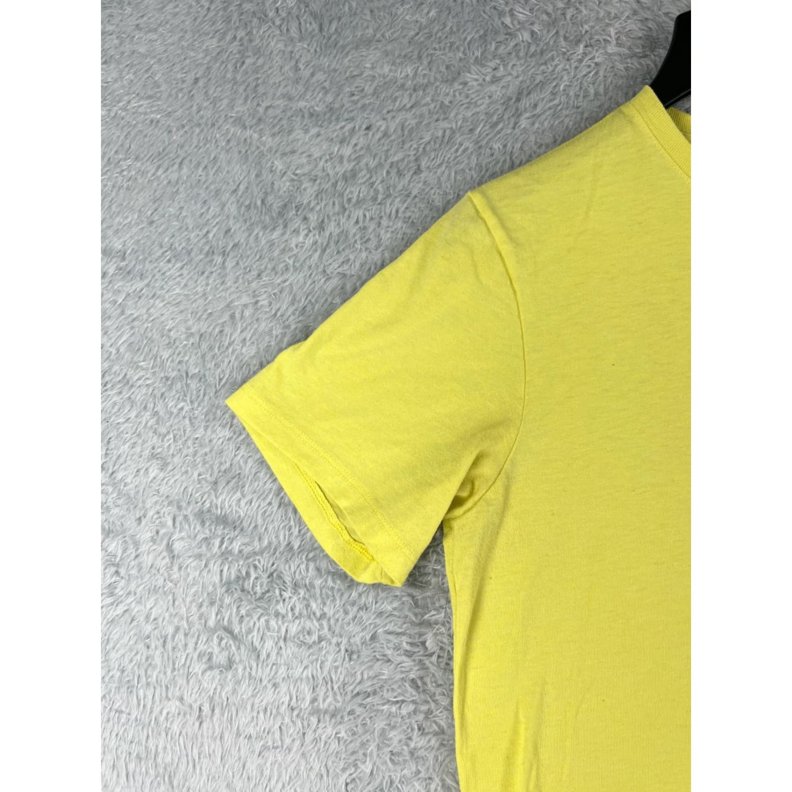 The North Face The North Face Shirt Women Small Yellow Short Sleeve Crew San Francisco Poly Tri Size S / US 4 / IT 40 - 3 Thumbnail