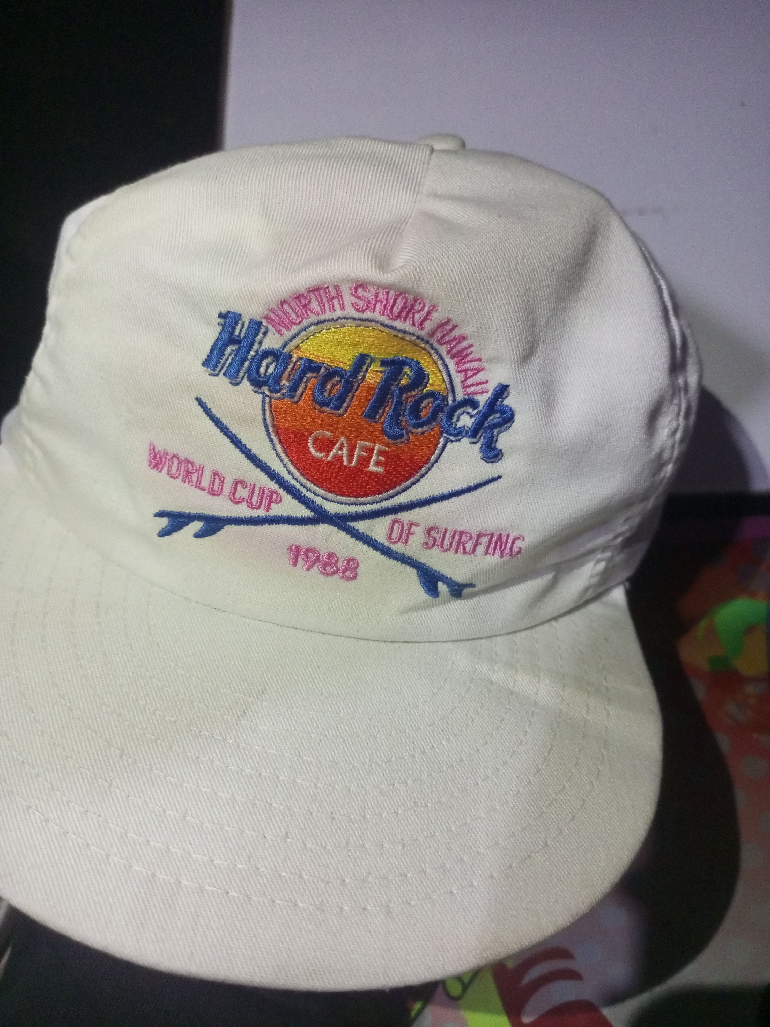 image of Hard Rock Cafe x Vintage Hardrock Cafe Cap in White, Men's