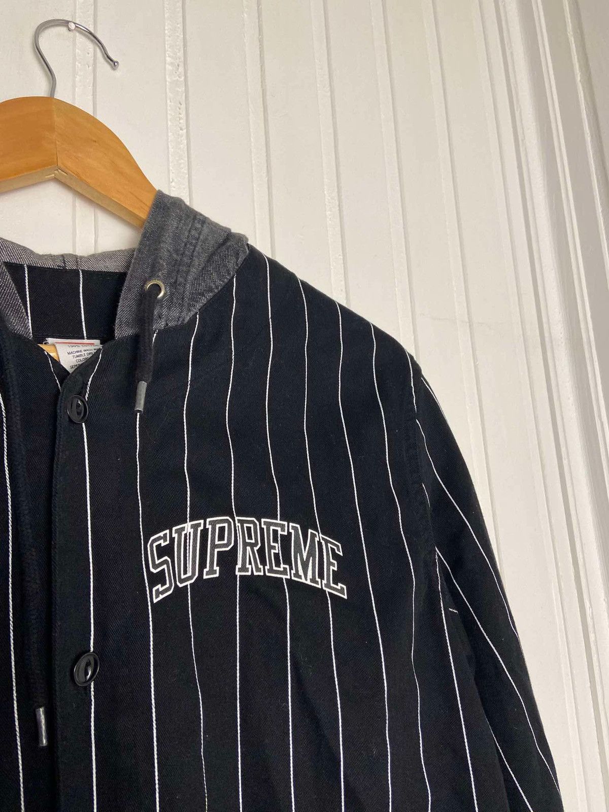 Supreme 2014 Supreme Denim Hooded Baseball Shirt Rare Size S Size US S / EU 44-46 / 1 - 3 Thumbnail