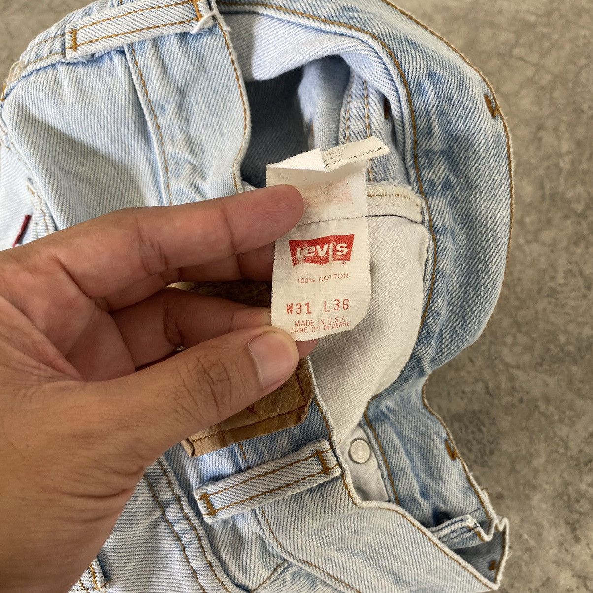 Levi's Size 29x29.5 Vintage Late 80’s Levis 501 Light Blue Jeans Size US 29 - 21 Thumbnail