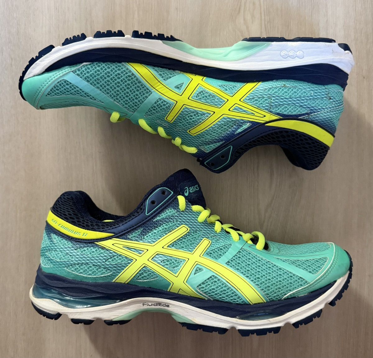 Asics Asics Womens Gel Cumulus 17 T5D8N Teal Running Shoes Sz 10 Size US 10 / EU 43 - 1 Thumbnail