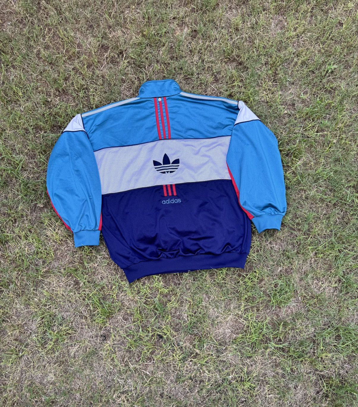 Adidas Adidas Originals vintage 90s blue and white track jacket Size US L / EU 52-54 / 3 - 9 Thumbnail