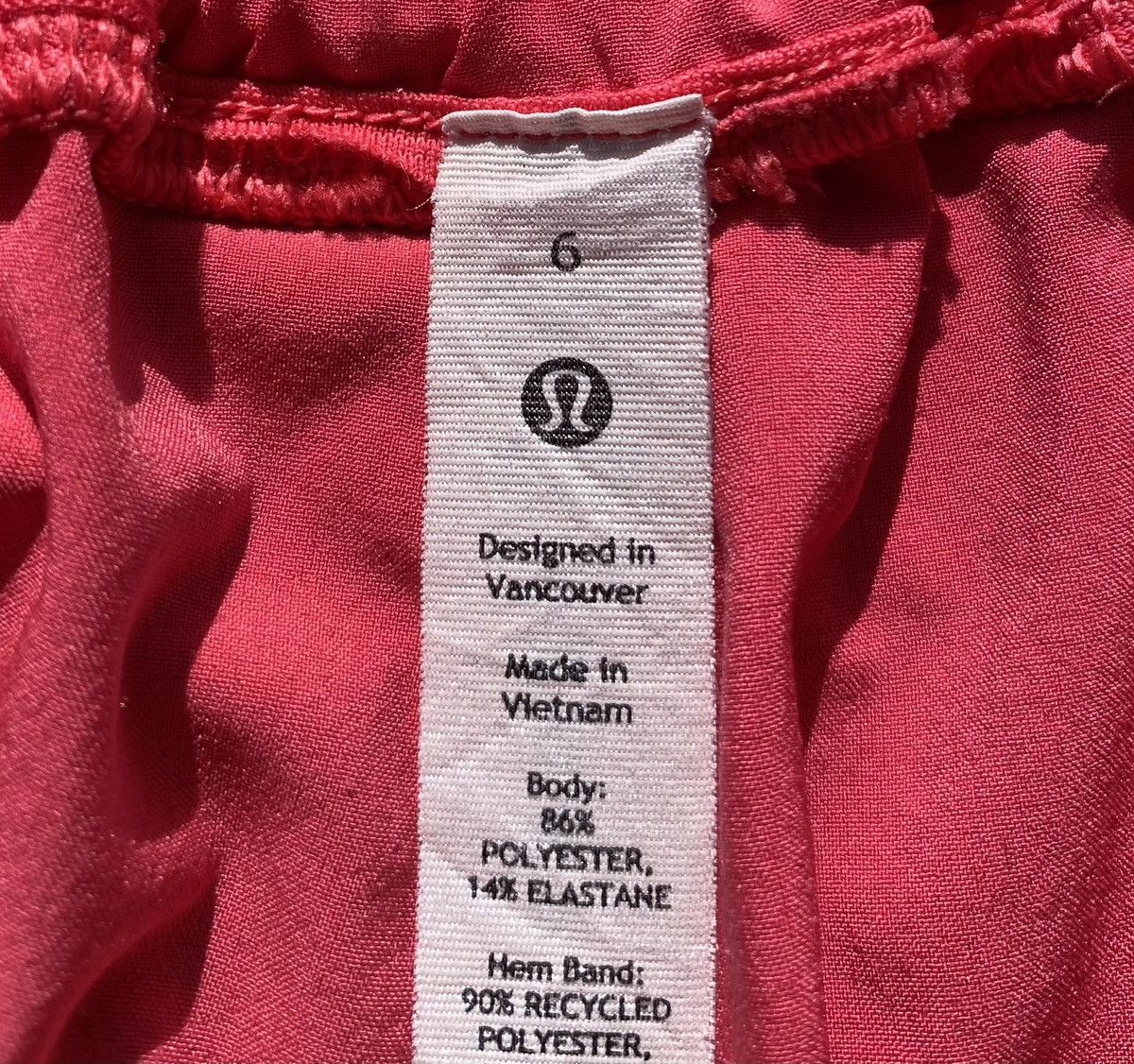 Lululemon Lululemon Hotty Hot Sonic Hot Pink Unlined Shorts Women’s 6 Size 28" / US 6 / IT 42 - 3 Thumbnail