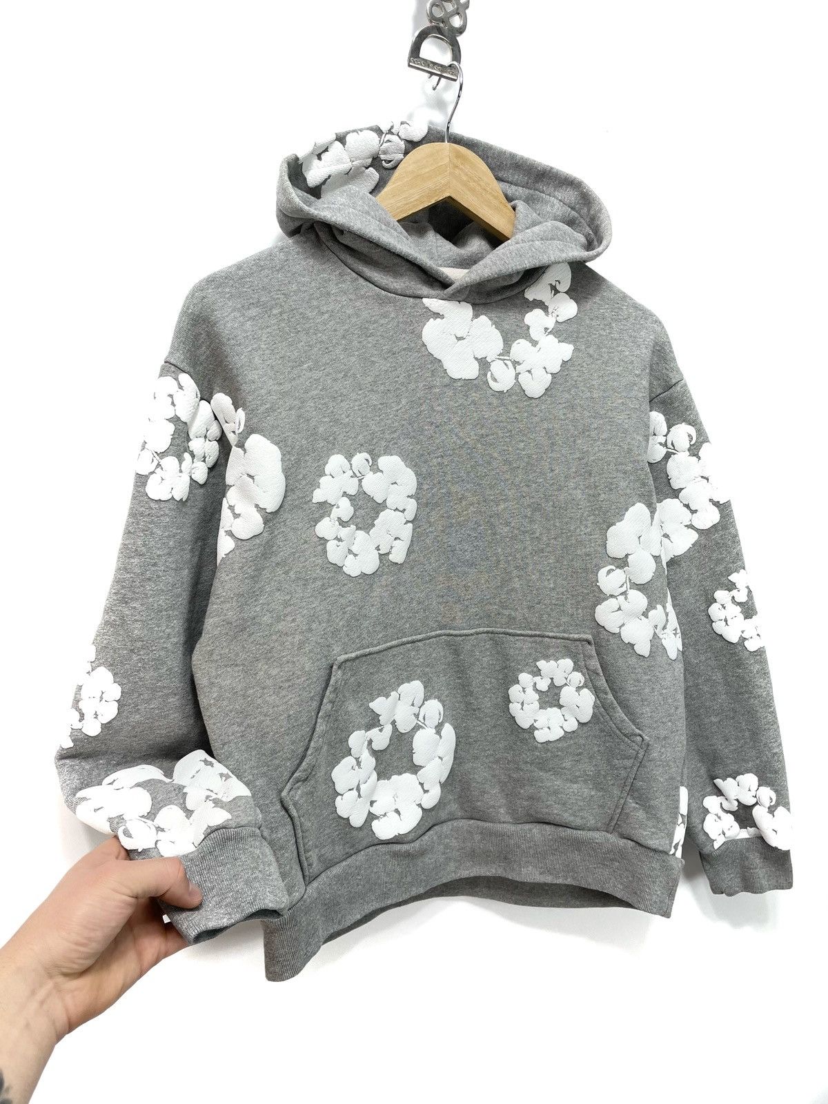 DENIM TEARS Denim Tears Floral Hoodie – Grey – Size S – Made in Portugal Size US S / EU 44-46 / 1 - 2 Thumbnail