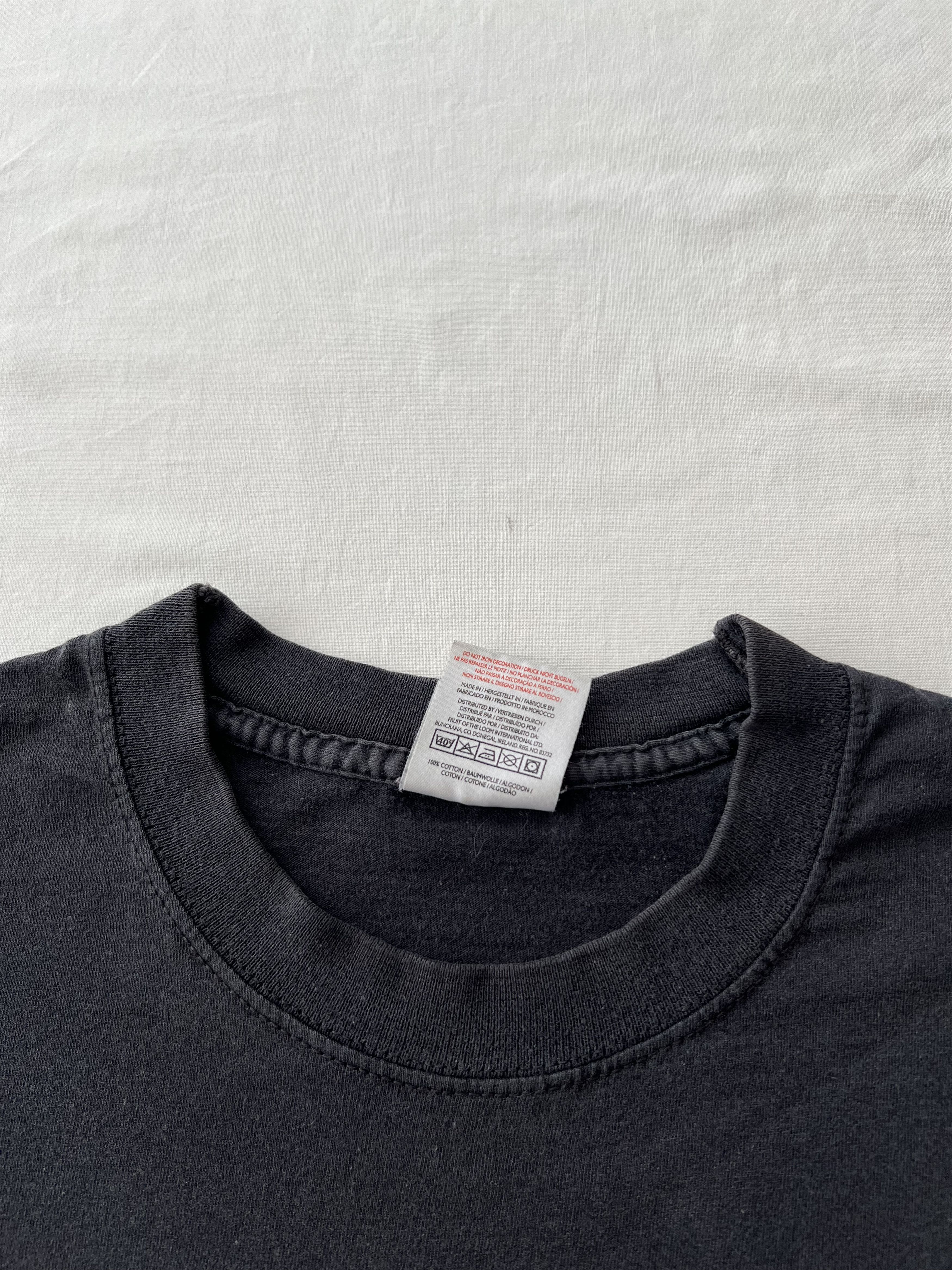 Band Tees Vintage 2003 Foo Fighters One By One Black T-shirt Size US M / EU 48-50 / 2 - 13 Thumbnail
