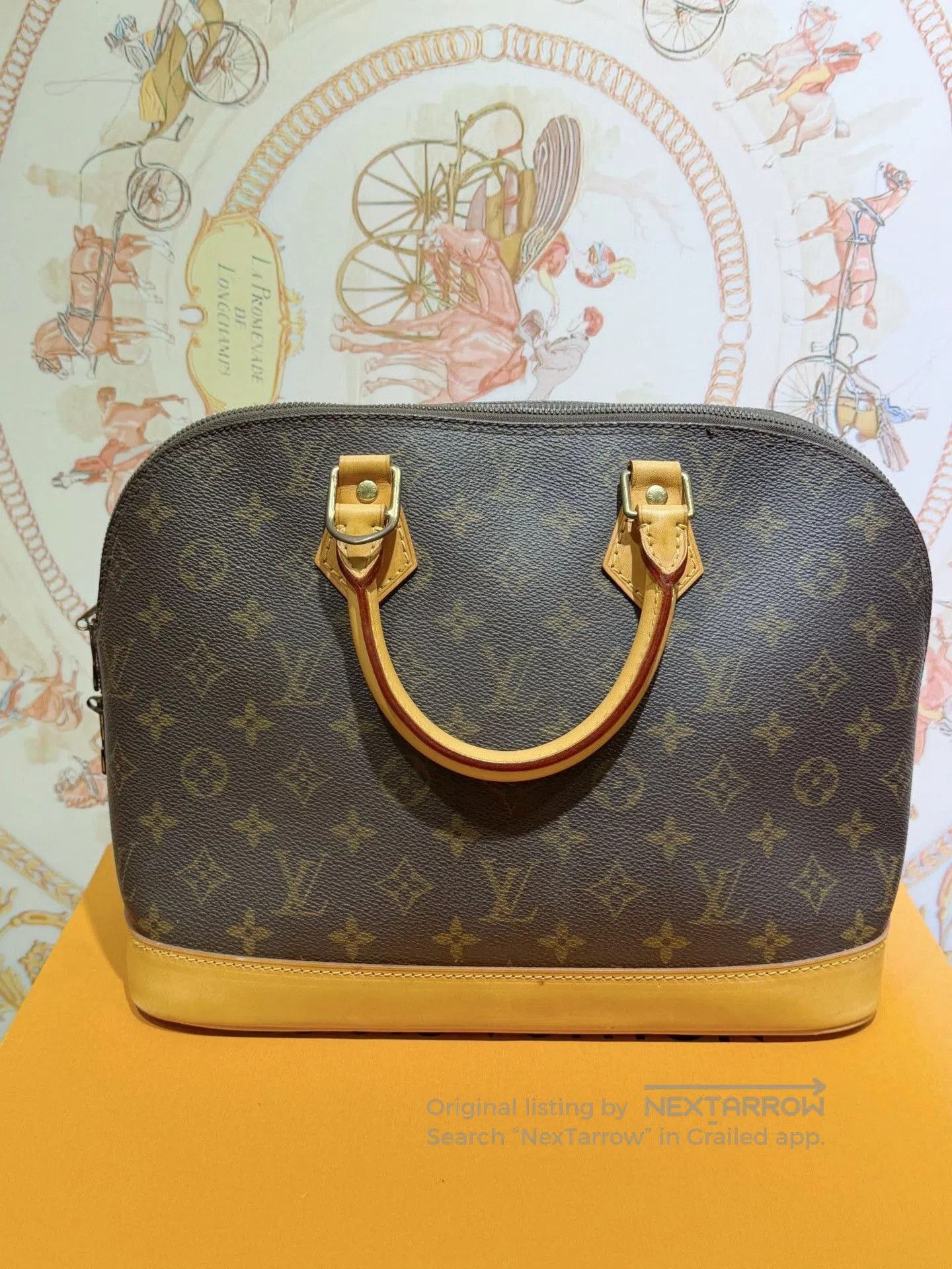 Louis Vuitton LV Alma Monogram Handbag. Size ONE SIZE - 1 Thumbnail