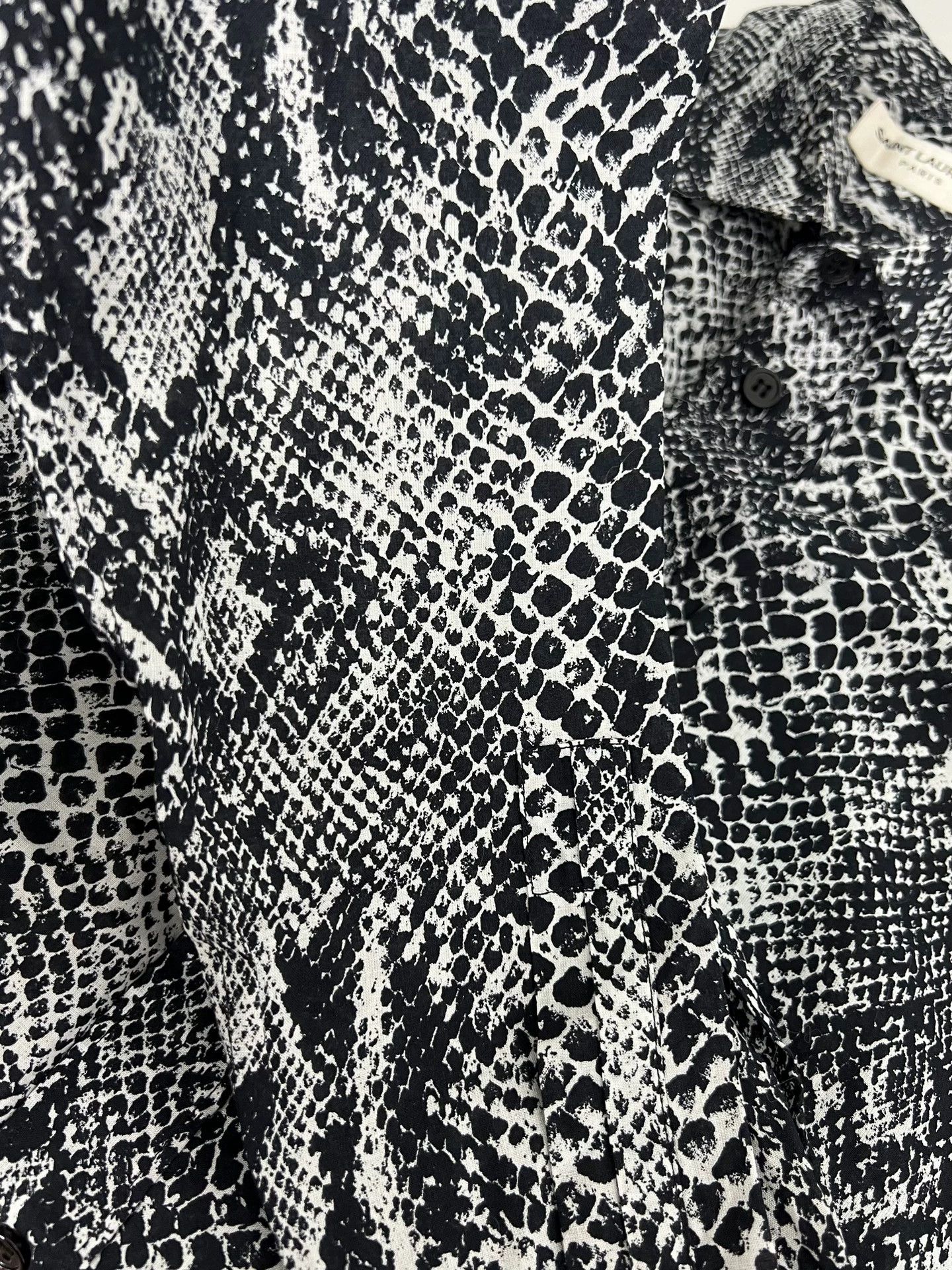 Saint Laurent Paris SLP 14fw Python Print Shirt 37 Size US S / EU 44-46 / 1 - 4 Thumbnail