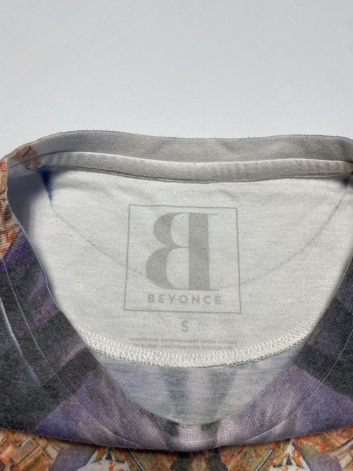 Band Tees Vintage Y2k Beyonce full print t-shirt size S Size US S / EU 44-46 / 1 - 5 Thumbnail