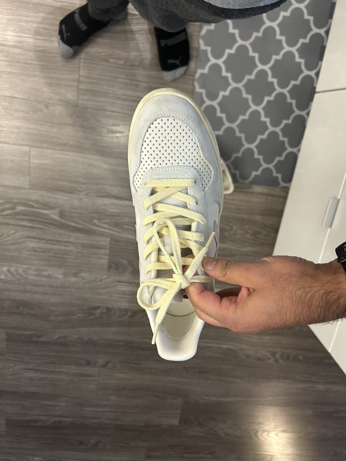 Veja Veja v10 menthol size 9/10 Size US 9 / EU 42 - 4 Thumbnail