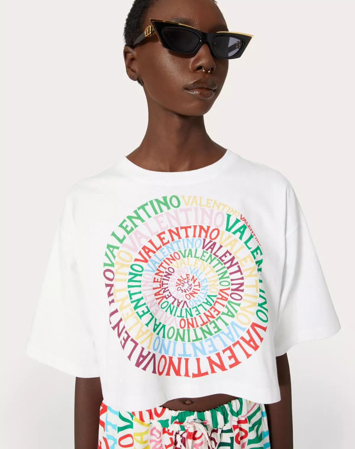 Valentino o1s1wg110625 Loop Jersey T-Shirt in White Size L / US 10 / IT 46 - 6 Thumbnail