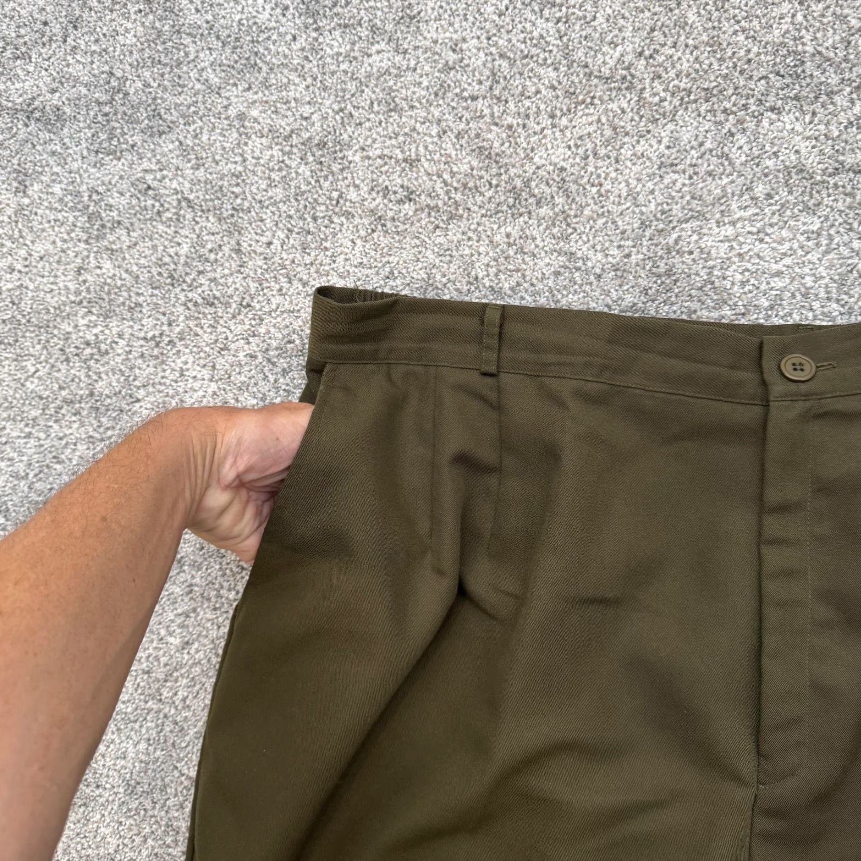 Worthington VINTAGE Worthington Cropped Pants 30 Tapered Pleated Pockets 80s 90s Olive Green Women's Pants Size 30" / US 8 / IT 44 - 6 Thumbnail