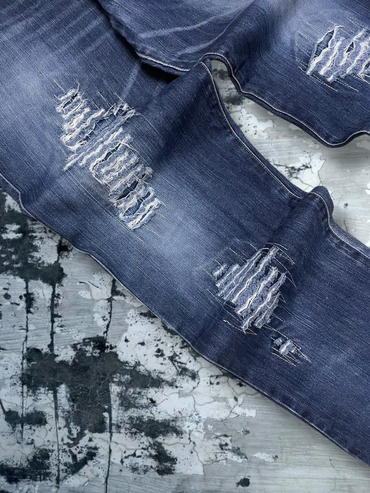 Japanese Brand Vintage Og 1990s Japan Designer Sublimation Distressed Denim Size US 33 - 8 Thumbnail