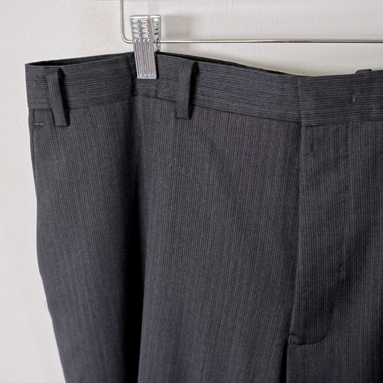 DKNY Dkny 2 Wool Gray Striped 2 Button Piece Suit 40R Or Slim 42R Size 40R - 2 Thumbnail