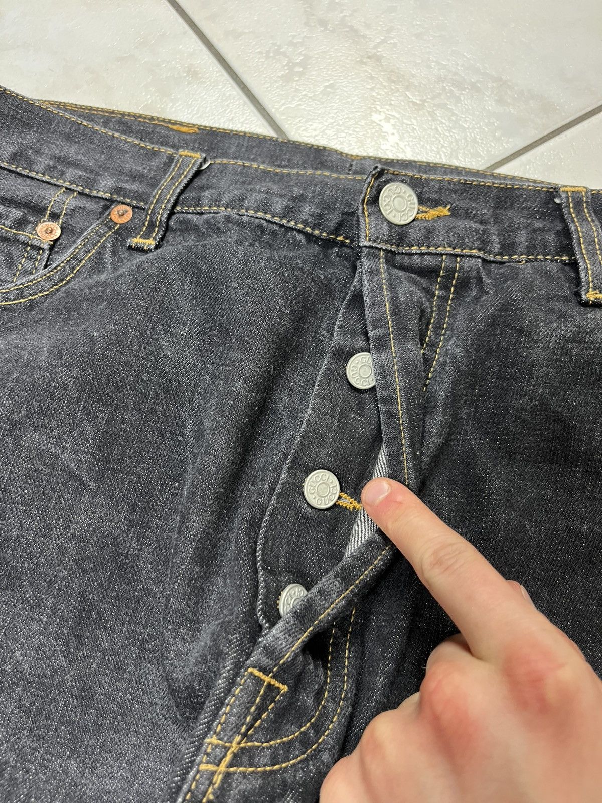 Gucci × Vintage Vintage Gucci regular dark goth raw denim jeans Size US 36 / EU 52 - 13 Thumbnail
