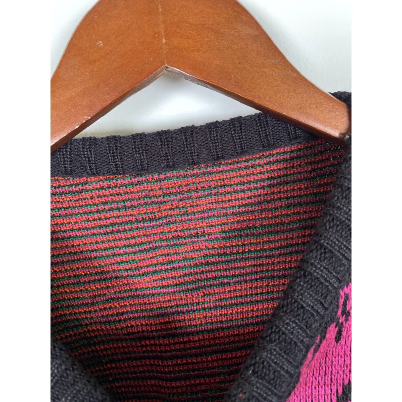 Pinko VINTAGE 90s Floral Knit Sweater Women’s Large Black Pink Birds Intarsia Pullover with Shoulder Pads Size L / US 10 / IT 46 - 3 Thumbnail