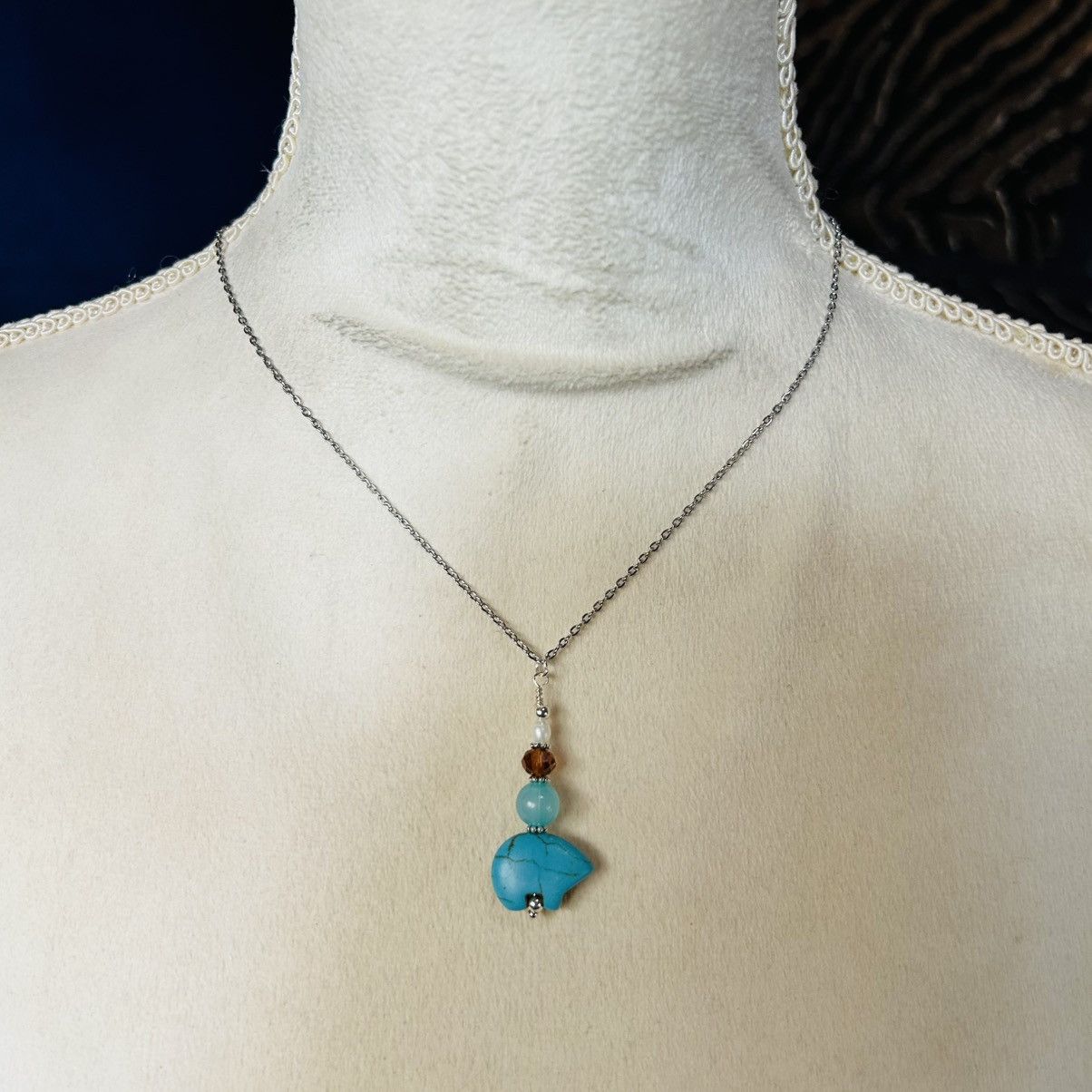 Handmade Handcrafted howlite carved bear beaded drop pendant necklace Size ONE SIZE - 3 Thumbnail