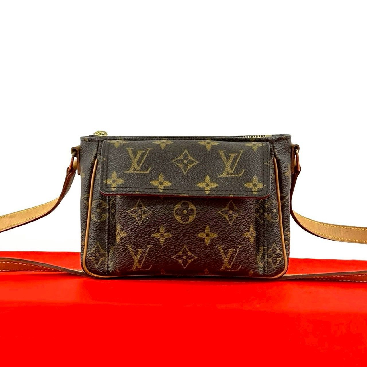 Louis Vuitton Louis Vuitton Louis Vuitton Viva Cite Shoulder Bag Textile Shoulder Bag DUTY FREE for USA Size ONE SIZE - 1 Thumbnail