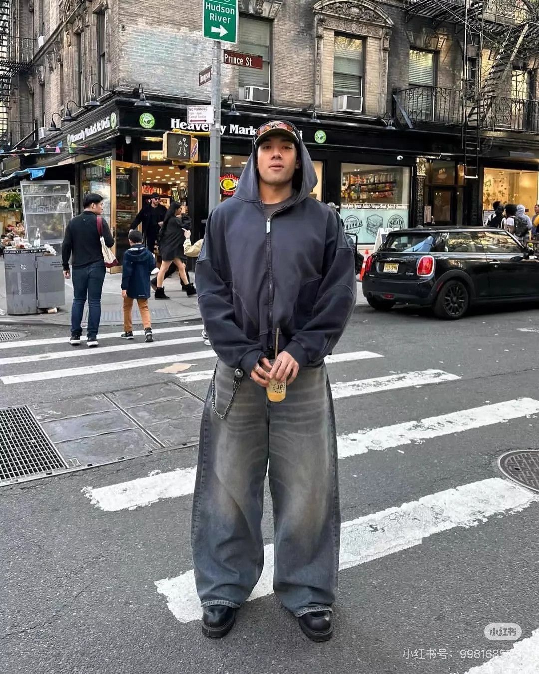 Balenciaga Balenciaga 24FW Reversed Logo Zip Hoodie S Size US S / EU 44-46 / 1 - 9 Thumbnail