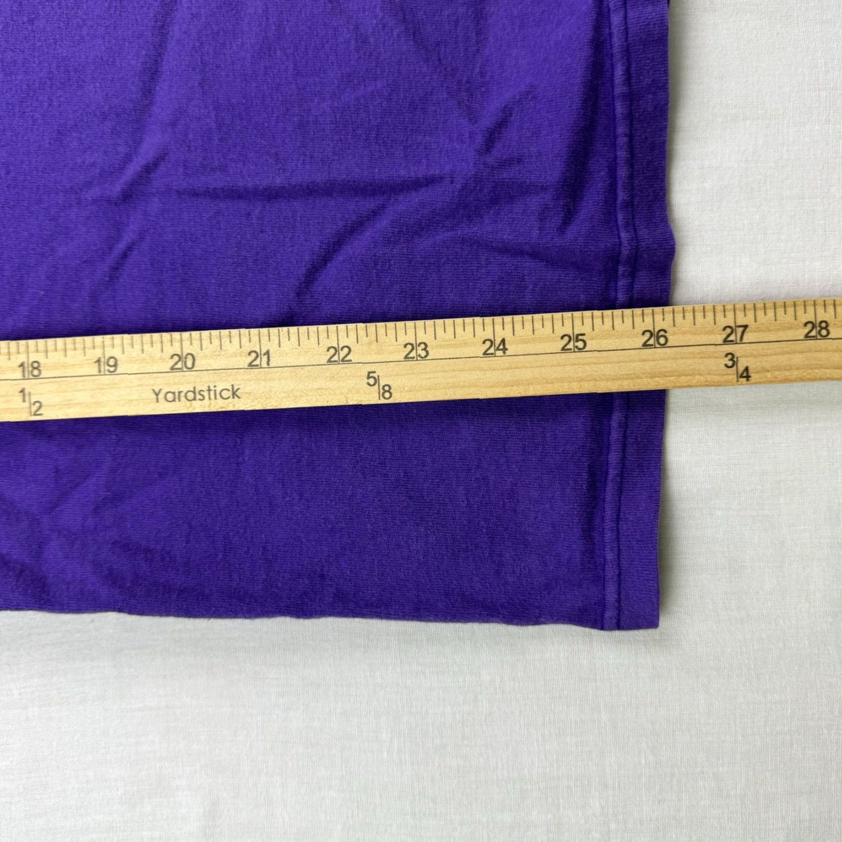 Vintage Vintage Universal Studios T Shirt Adult Medium Purple Theme Park Logo 90s Size US M / EU 48-50 / 2 - 6 Thumbnail