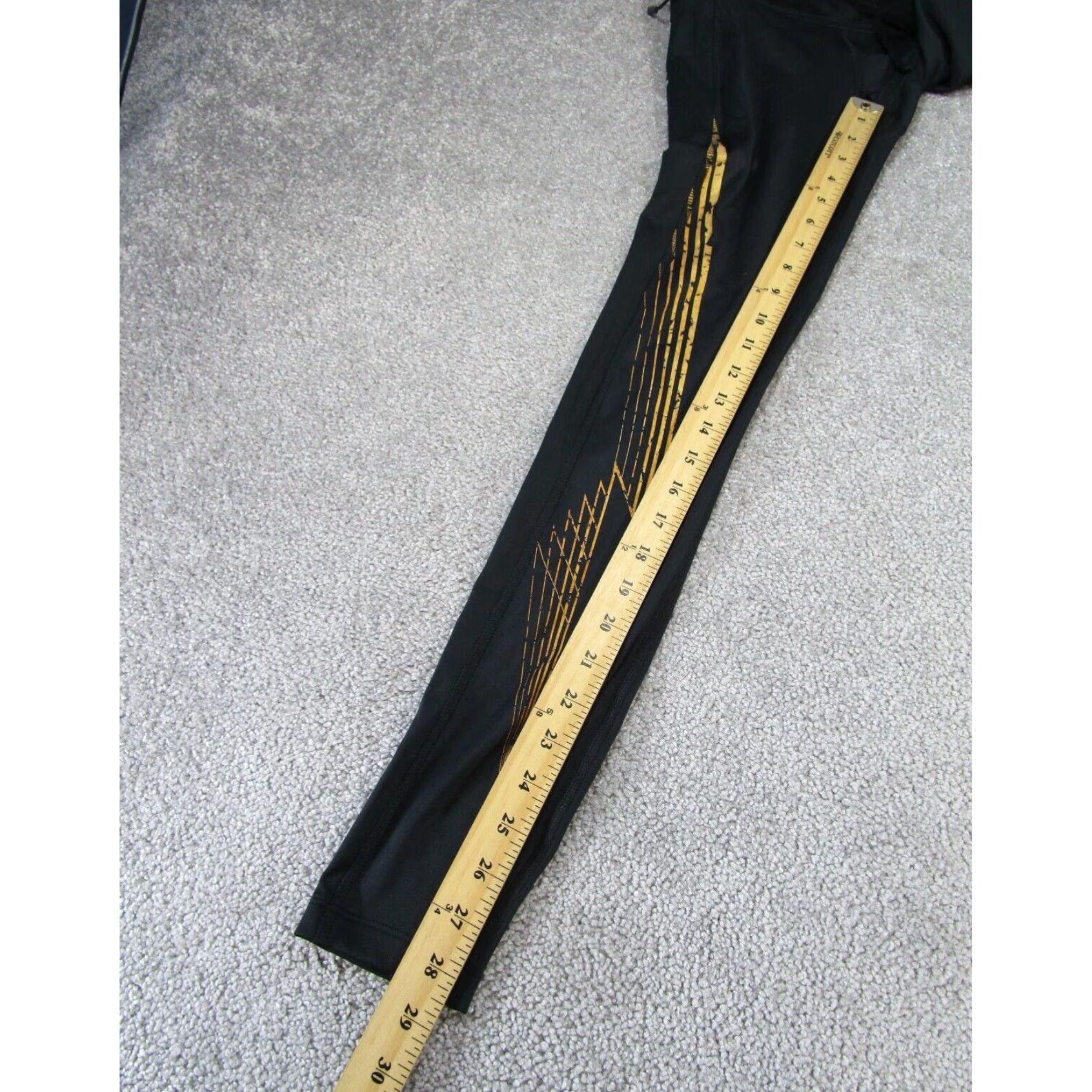 Under Armour Under Armour Compression Leggings Womens XS Black Gold Full Length Size 26" / US 2 / IT 38 - 3 Thumbnail