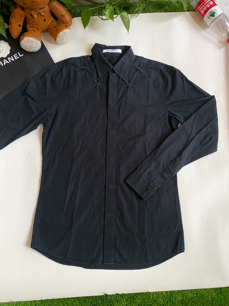 Givenchy Givenchy Shirt, five-pointed star black shirt Size US L / EU 52-54 / 3 - 9 Thumbnail