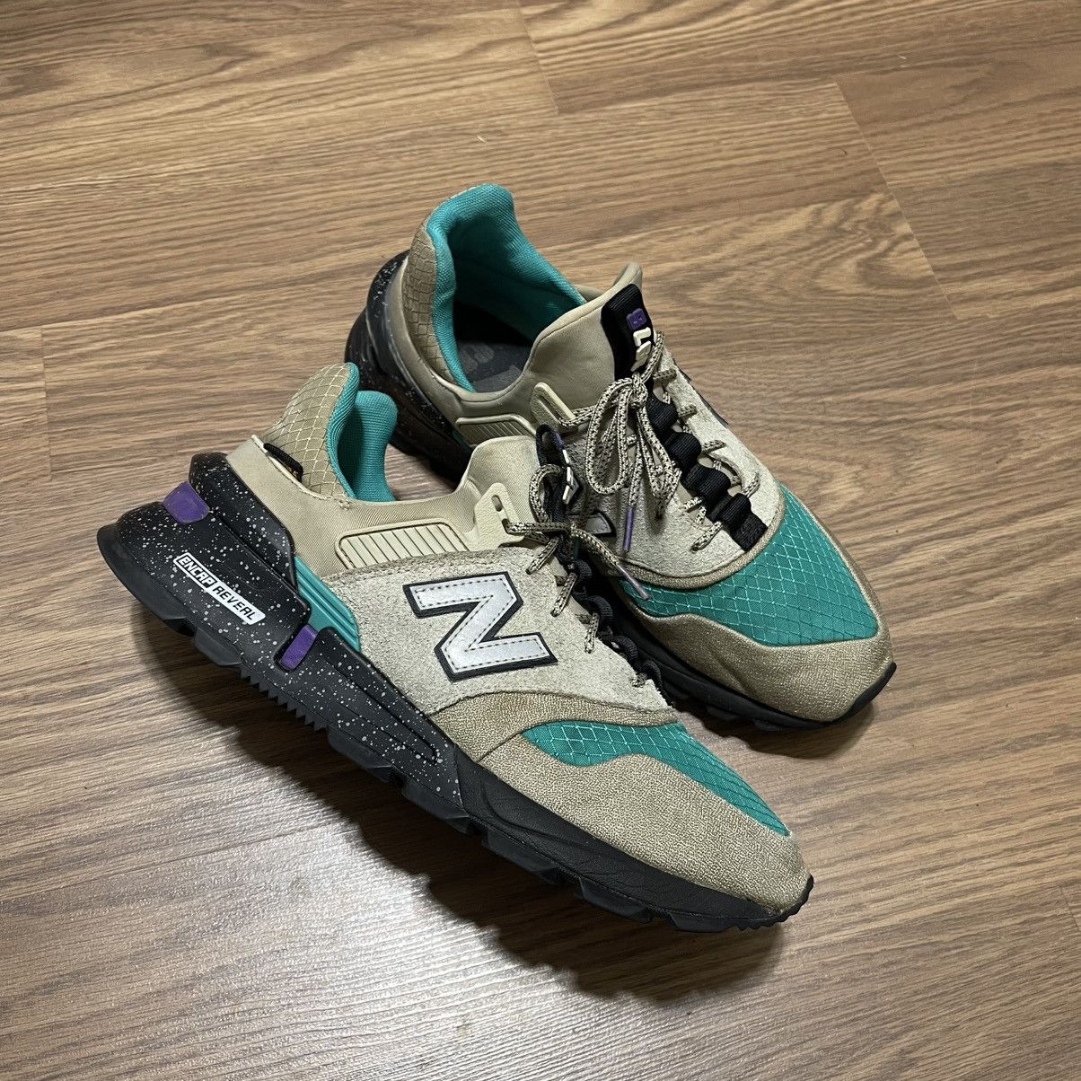 New Balance New Balance 997 Sport Stonewear Lace Up Trail Size US 11.5 / EU 44-45 - 2 Thumbnail