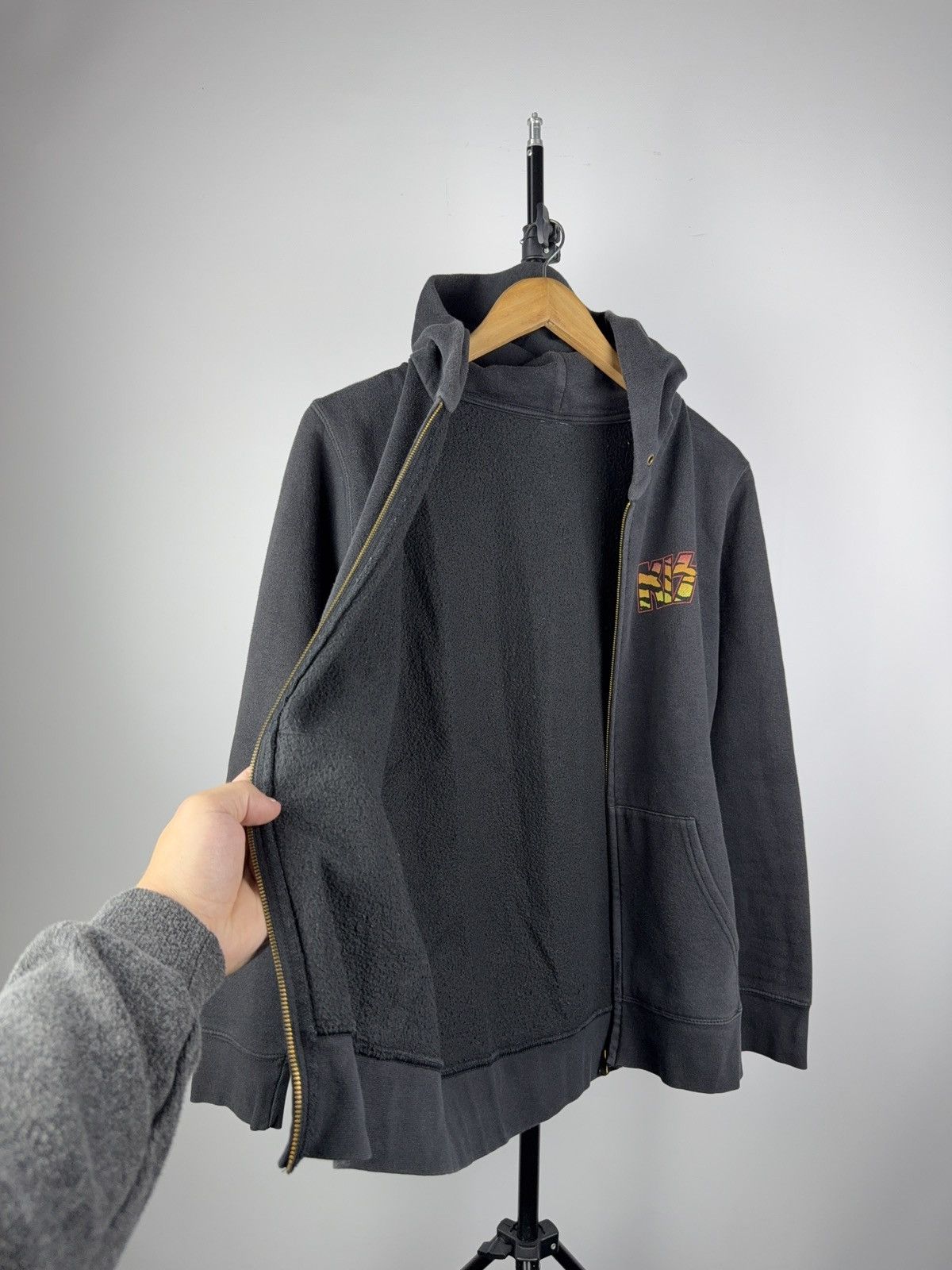 KISS Vintage 00s KISS Big Logo Retro faded Full Zip Sweatshirt Size M / US 6-8 / IT 42-44 - 7 Thumbnail