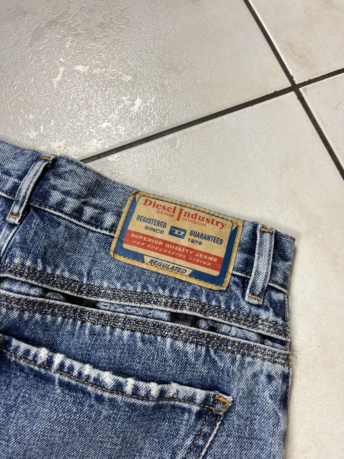 Designer × Diesel Diesel D-Pilut mesh stripe jeans pants washed distressed Size 28" / US 6 / IT 42 - 20 Thumbnail