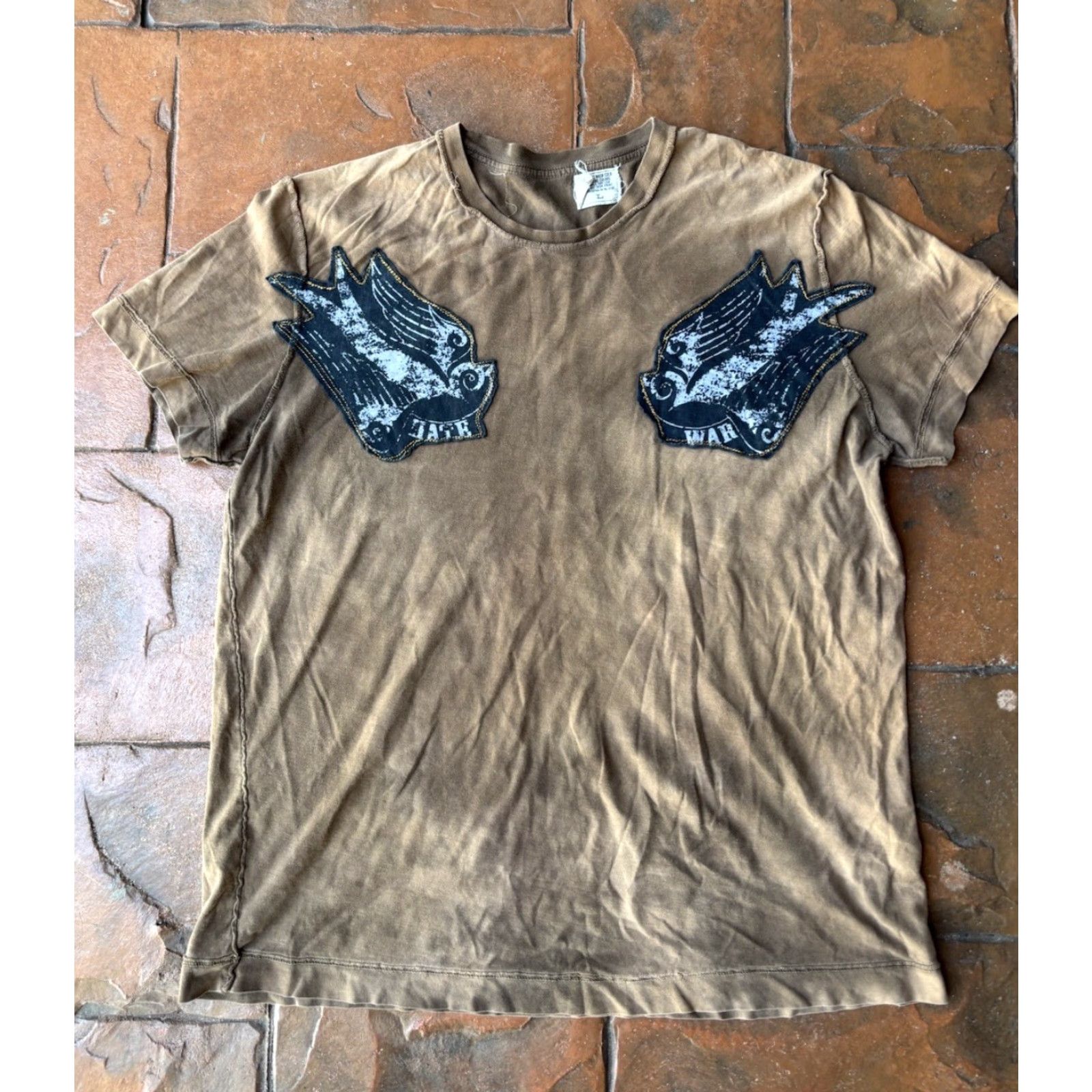 Vintage VINTAGE Y2K Salvage Embroidered Eagle Hate War T Shirt Large Brown 100% Cotton Men Regular Short Sleeve US Flag 80s 90s Punk Hip Hop Affliction Style Size US L / EU 52-54 / 3 - 2 Thumbnail