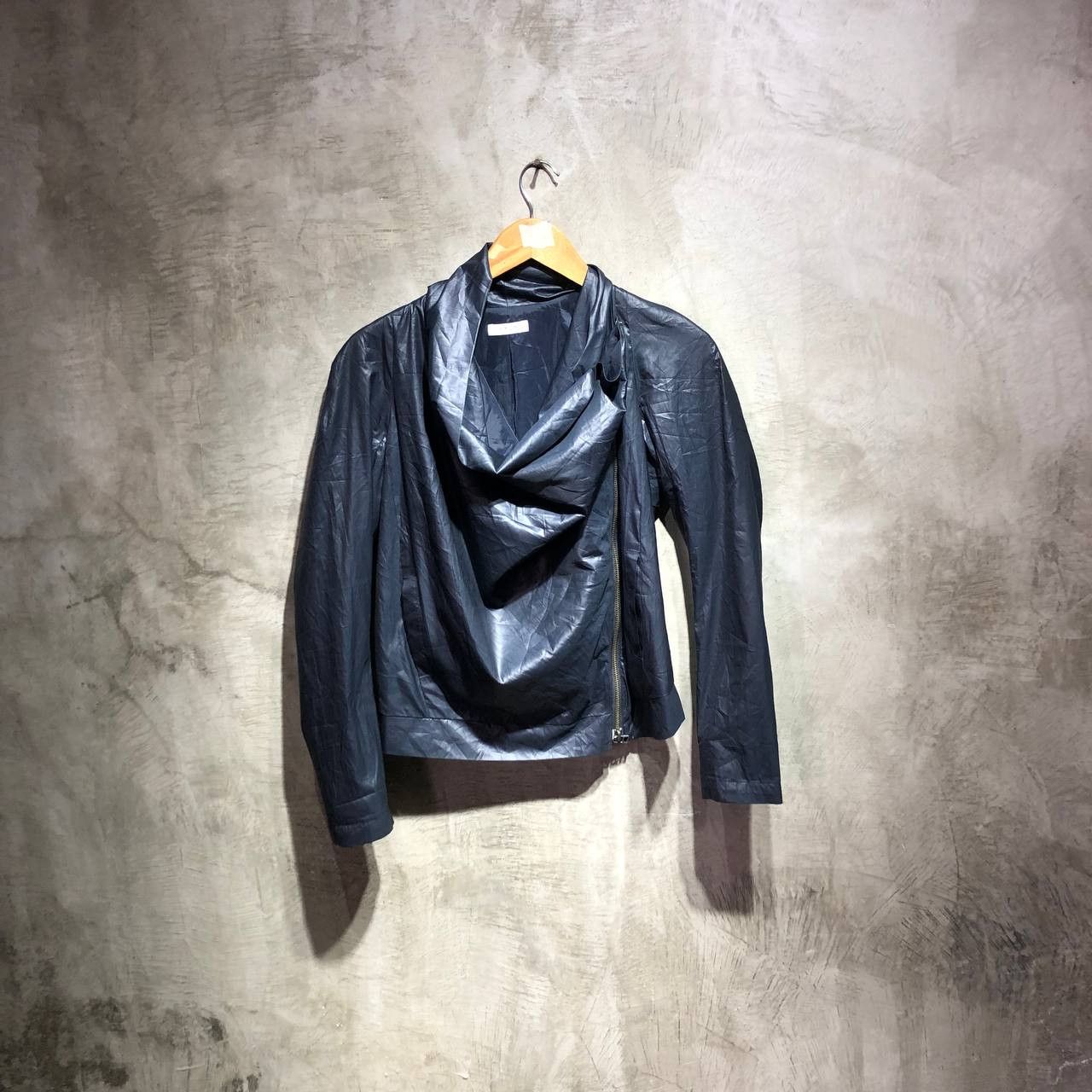 Helmut Lang Helmut Lang Drape Front Faux Leather zipper jacket Size XS / US 0-2 / IT 36-38 - 1 Thumbnail