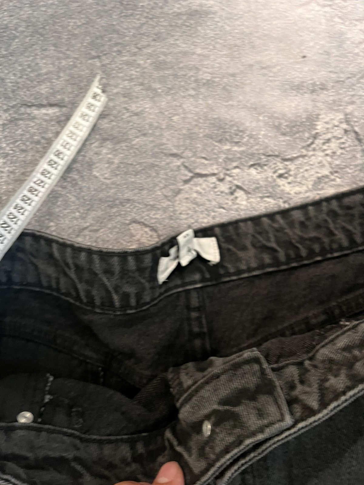 Japanese Brand Vintage Washed Underground Japan Distressed Jeans Size US 39 - 14 Thumbnail