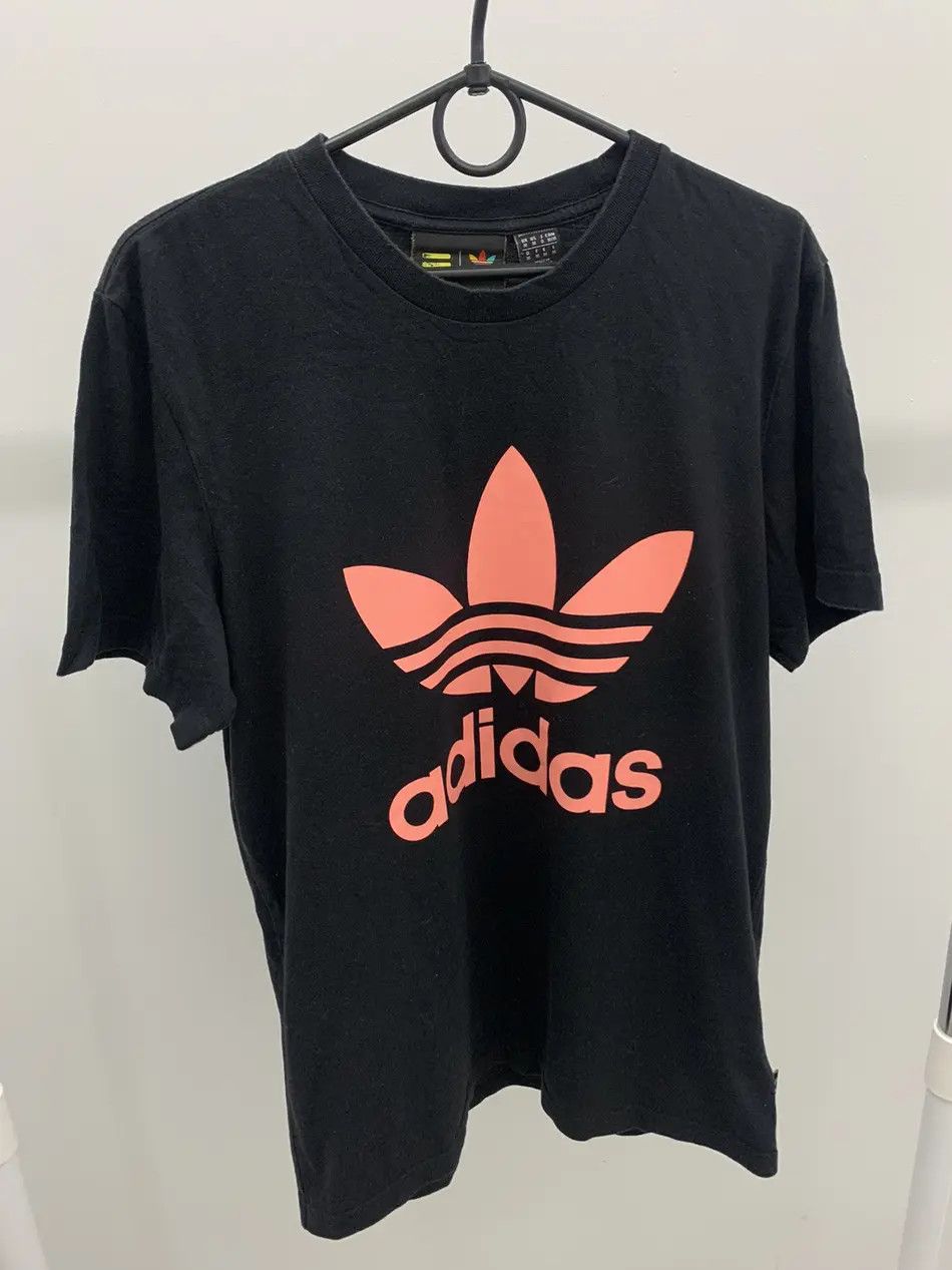 Adidas × Pharrell Adidas x Pharrell Williams Hu Hiking Cotton T-shirt Tee Size US M / EU 48-50 / 2 - 1 Thumbnail