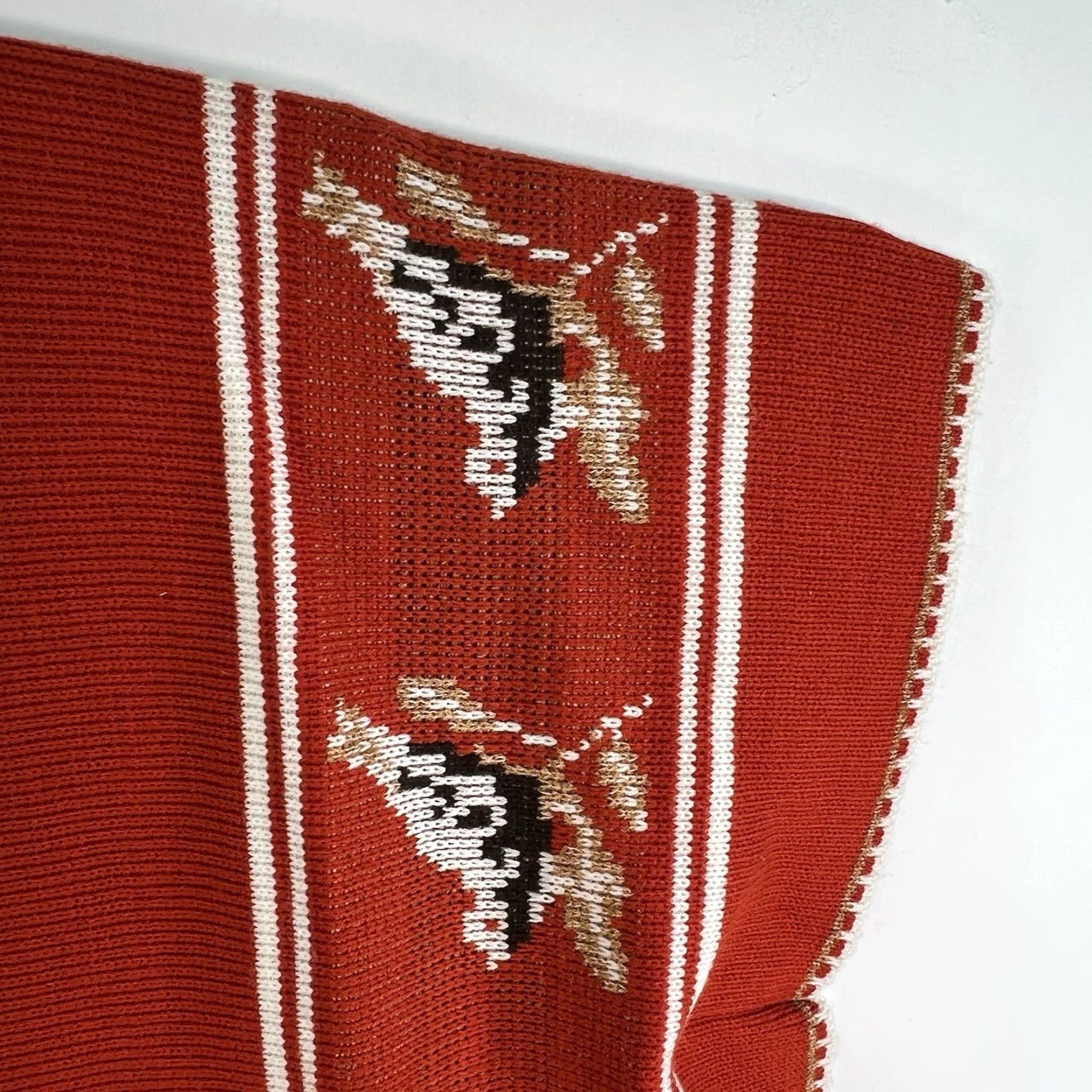 Rusty VINTAGE Southwestern Bird Poncho Sweater Womens One Size Rust Orange Animal Print Cape with Fringe Tasseled Accents Size ONE SIZE - 2 Thumbnail