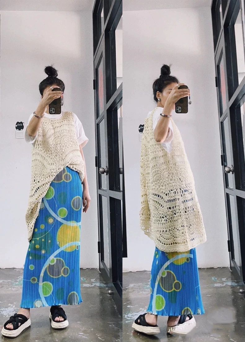 Issey Miyake Issey Miyake size:1 Vintage collectible Bubble Planet skir Size 22" - 2 Thumbnail