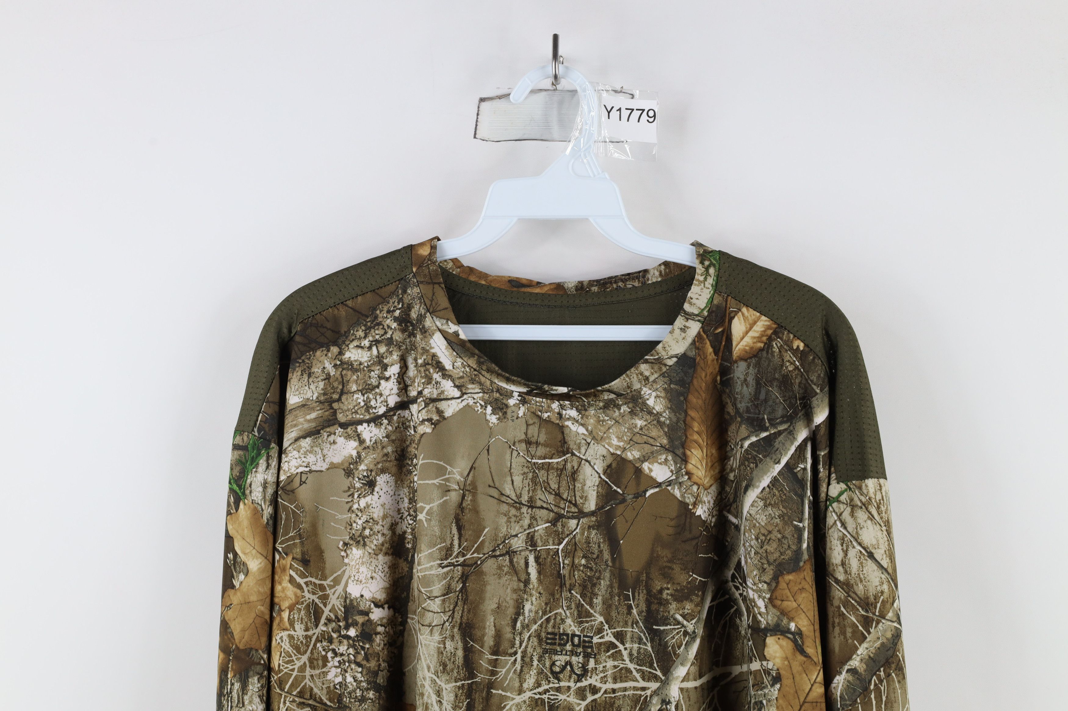 Vintage Streetwear Tech Realtree Edge Camouflage Long Sleeve T-Shirt Size US XXL / EU 58 / 5 - 2 Thumbnail