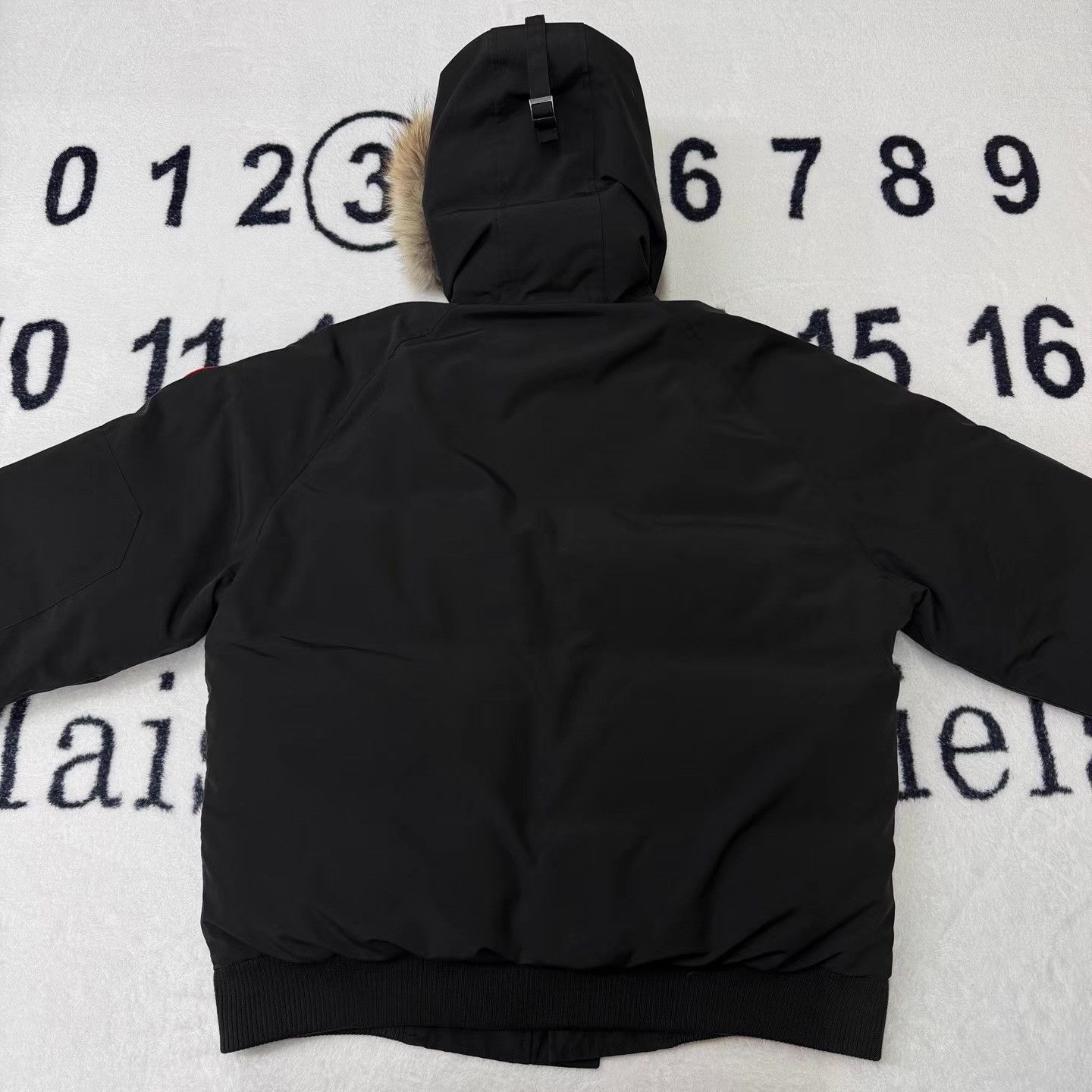 Canada Goose Canada Goose Black Short Bomber Down Jacket Q10 Size US L / EU 52-54 / 3 - 2 Thumbnail