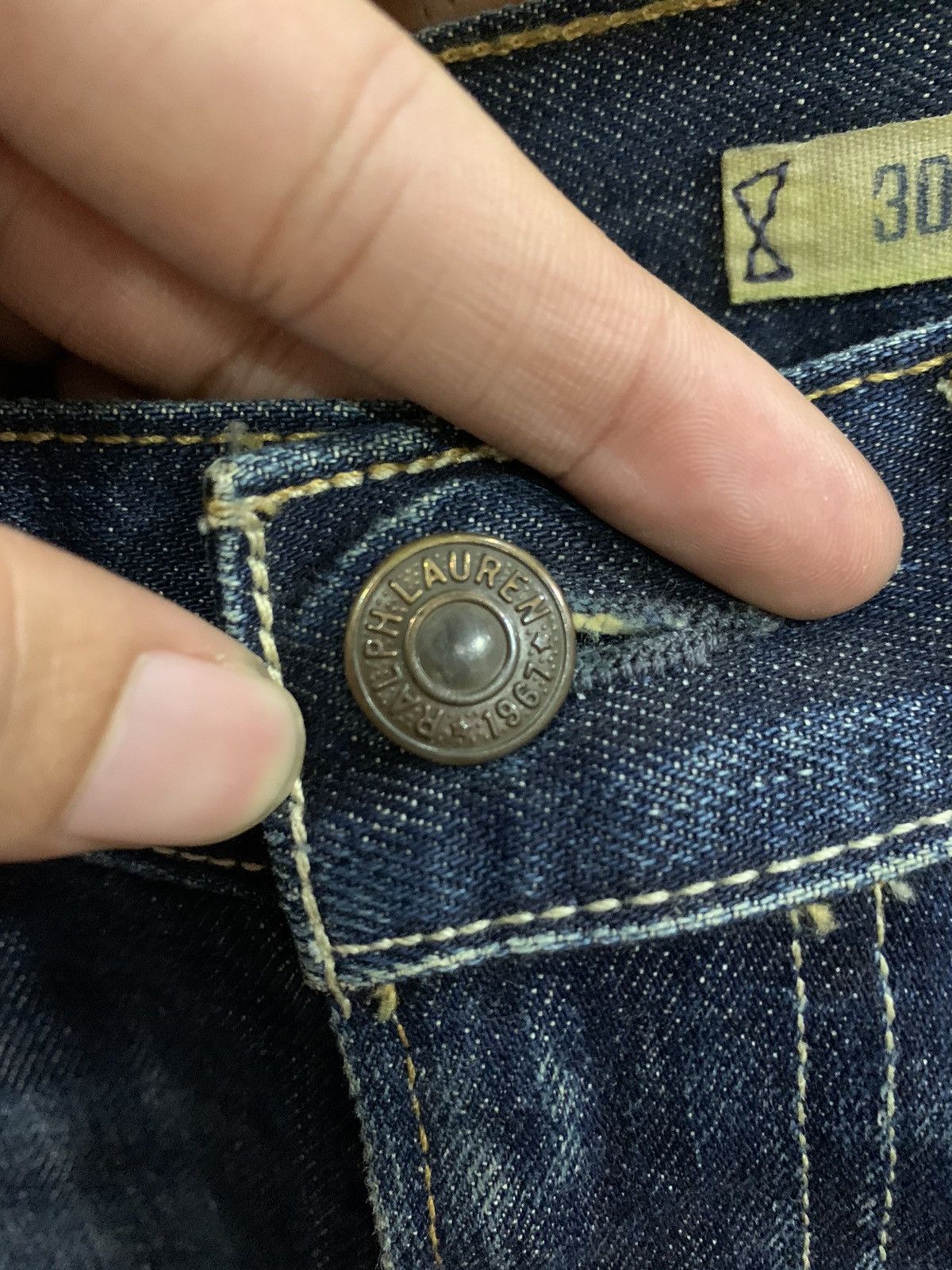 Polo Ralph Lauren × Ralph Lauren Ralph Lauren York Classic Wash Bleeker 867 Distressed Denim Size US 32 / EU 48 - 6 Thumbnail