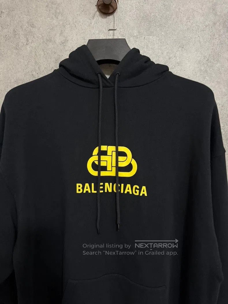 Balenciaga Balenciaga Lock Logo Black Hoodie. Size US XS / EU 42 / 0 - 2 Thumbnail