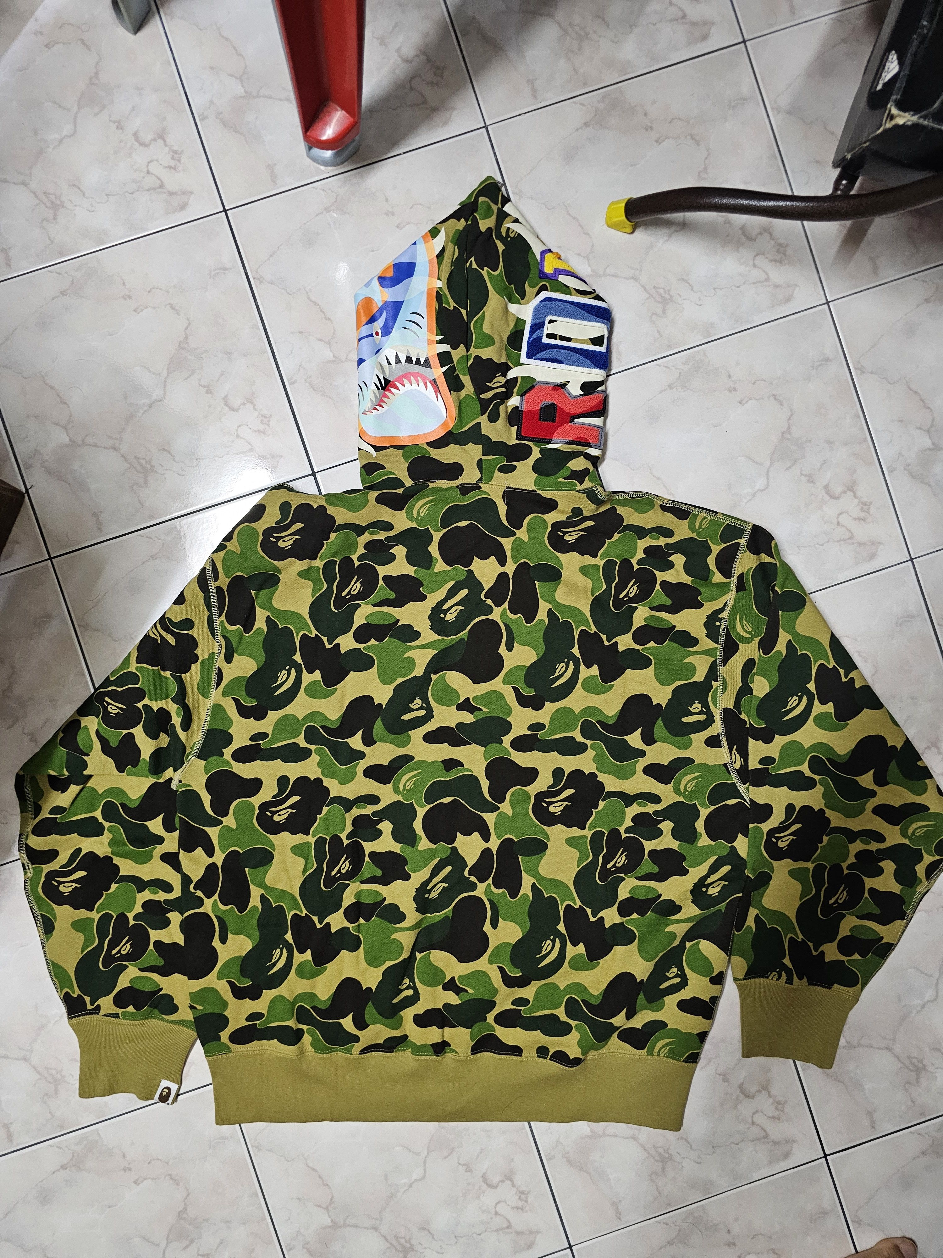 Bape × READYMADE Bape x Readymade size L Size US L / EU 52-54 / 3 - 2 Thumbnail
