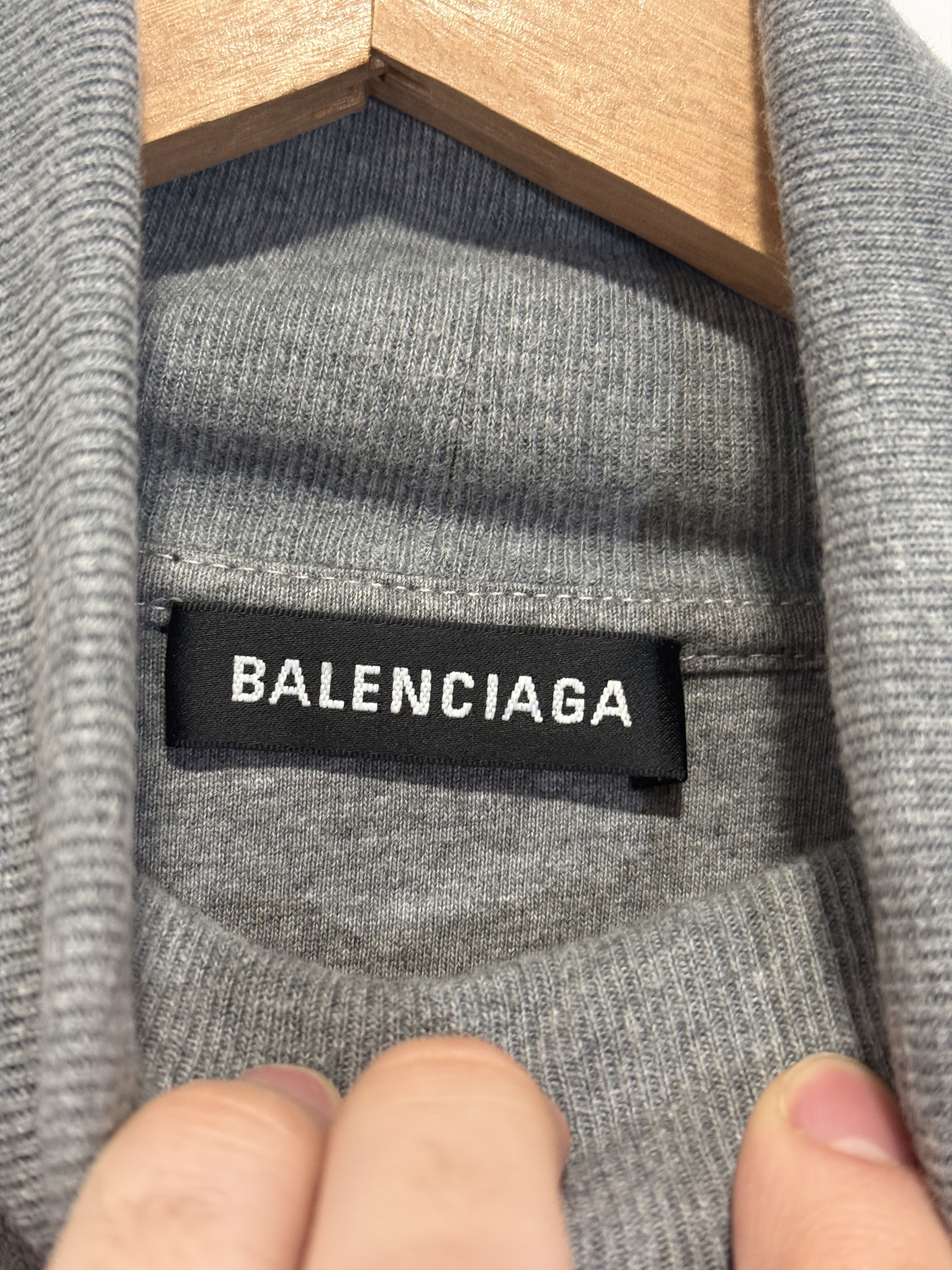 Balenciaga Turtleneck w/ Short Sleeves Size US XS / EU 42 / 0 - 4 Thumbnail