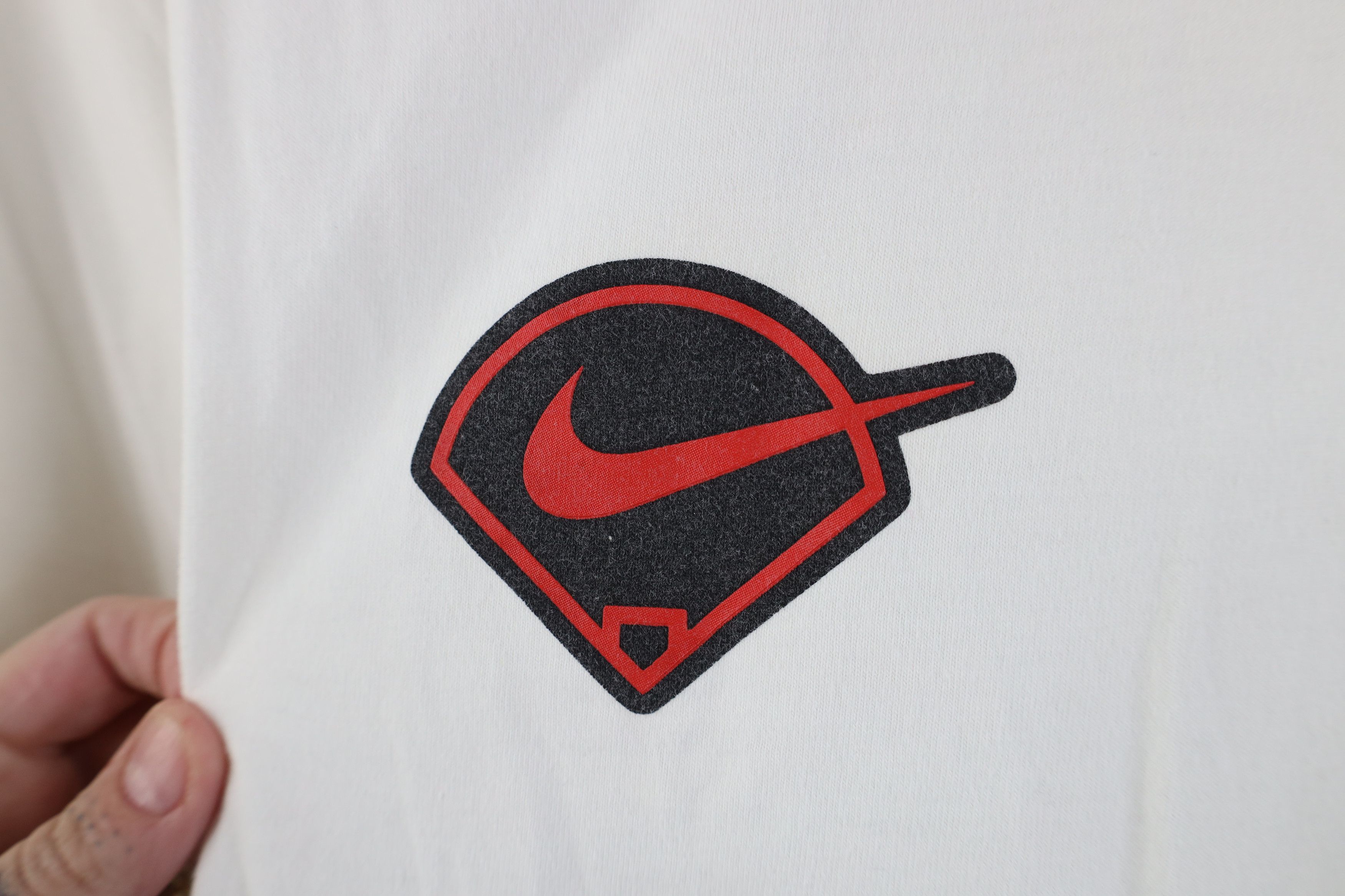 Vintage 90s Nike Baseball Center Swoosh Spell Out T-shirt