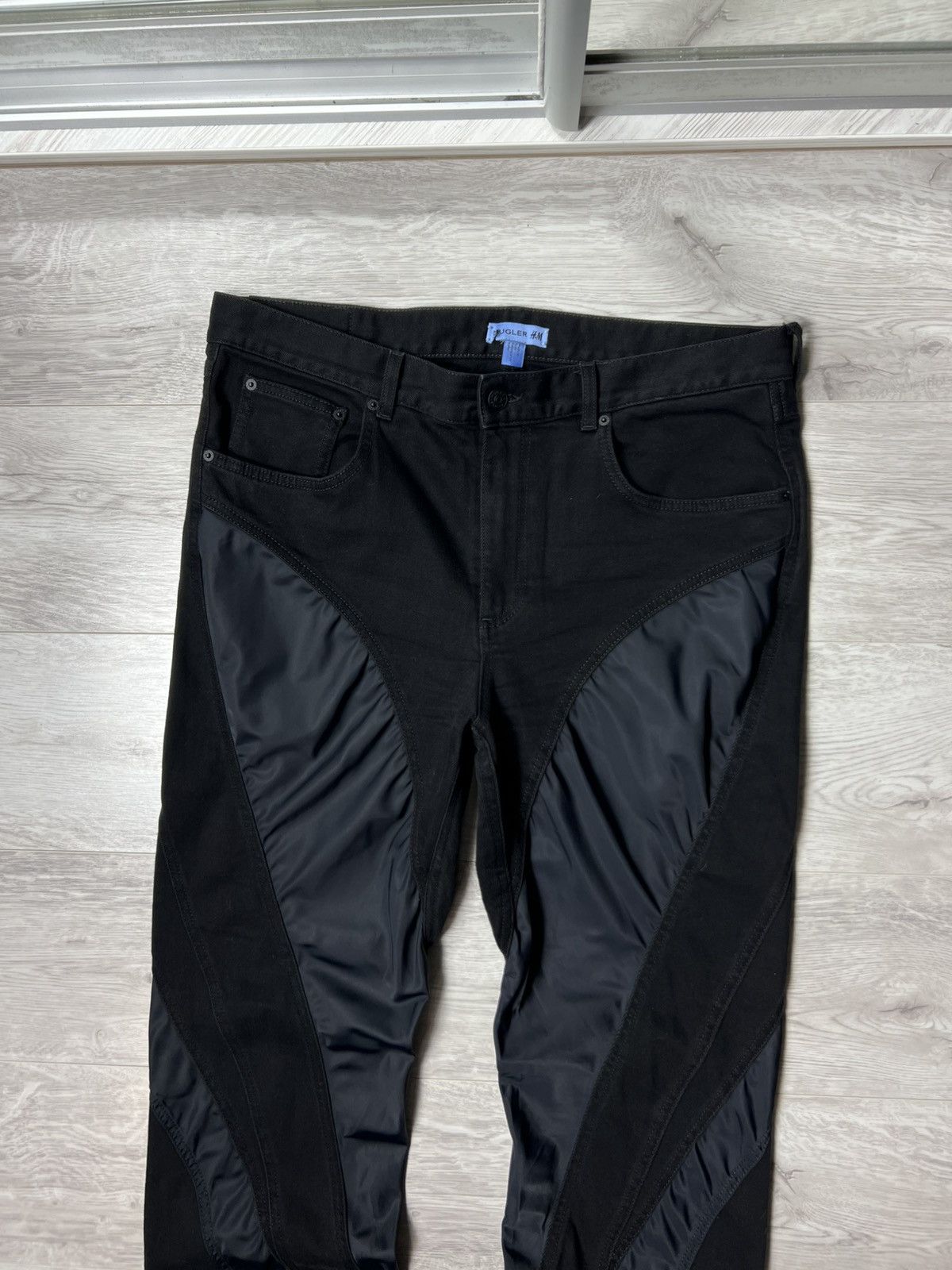 Mugler Thierry Mugler x H&M Spiral Panel Jeans Black Denim Pants HM Size US 36 / EU 52 - 4 Thumbnail